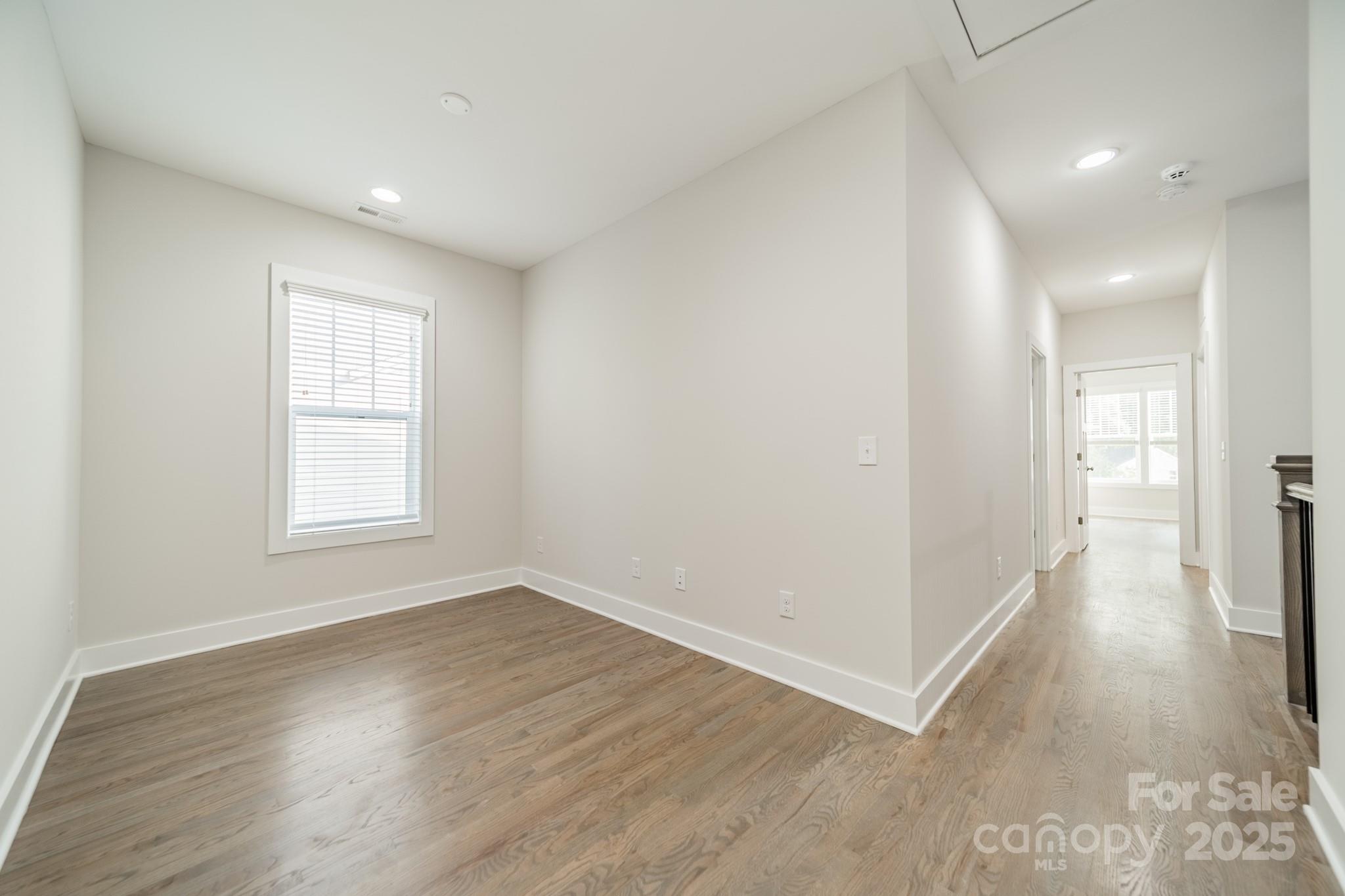 5230 Valley Stream Road