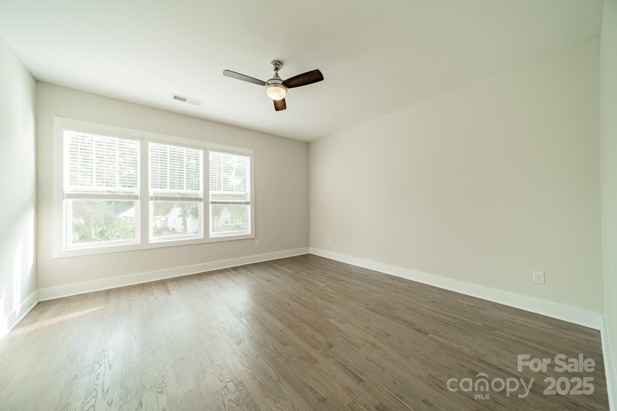 5230 Valley Stream Road