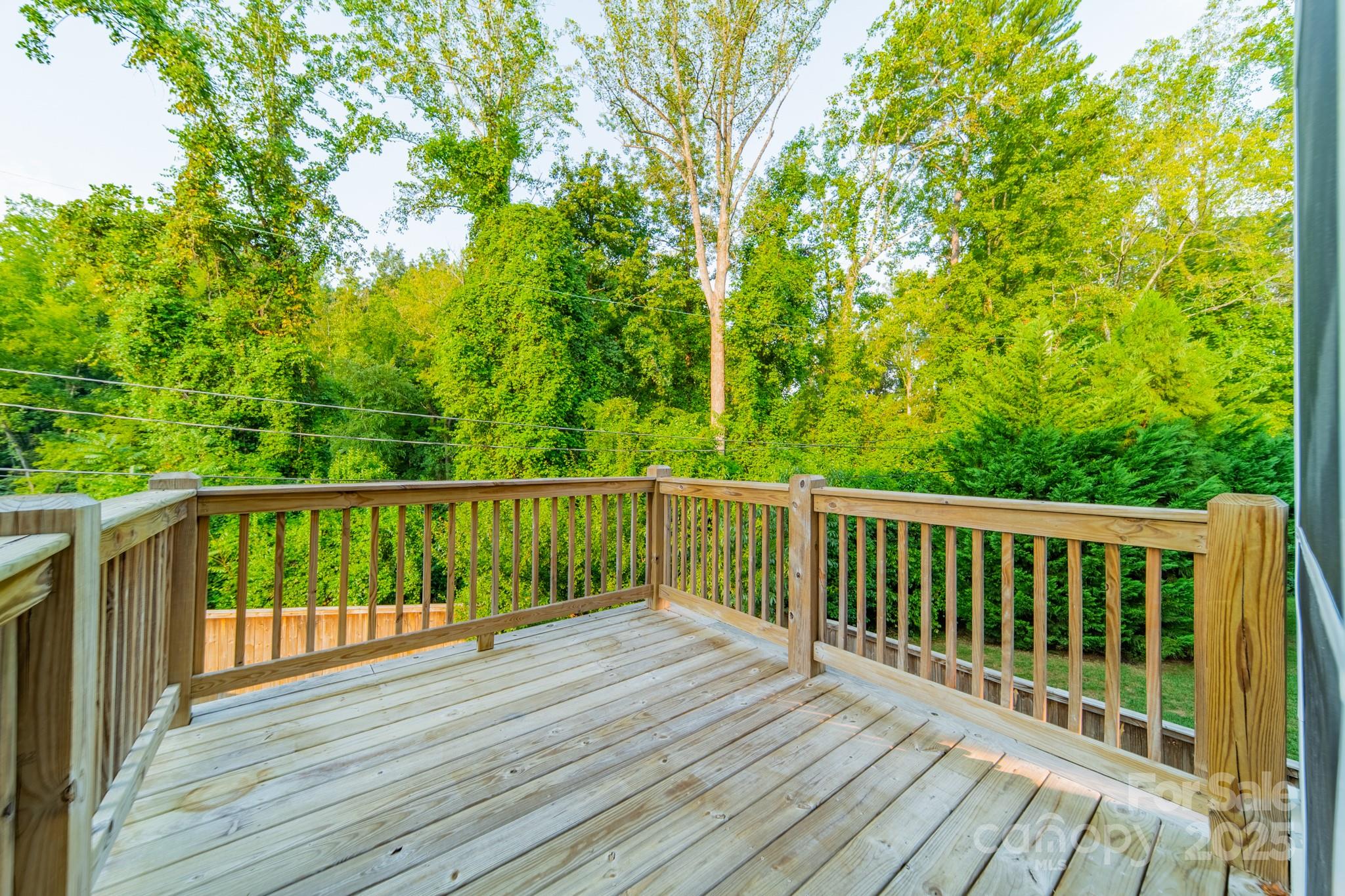 5230 Valley Stream Road