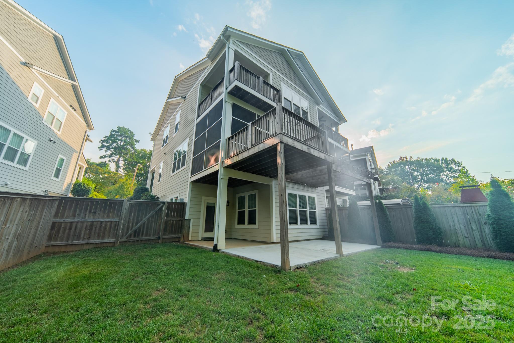 5230 Valley Stream Road