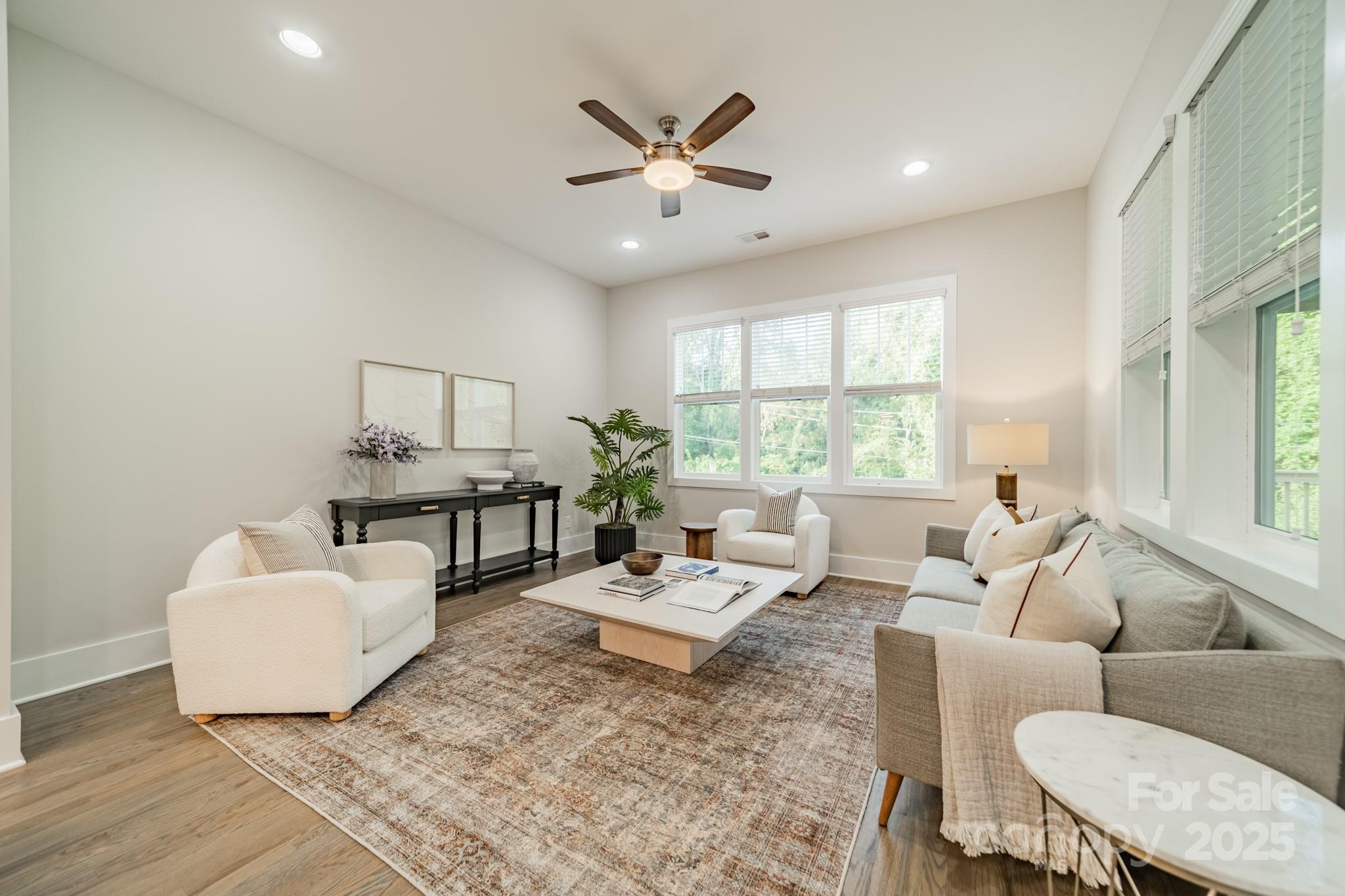 5230 Valley Stream Road