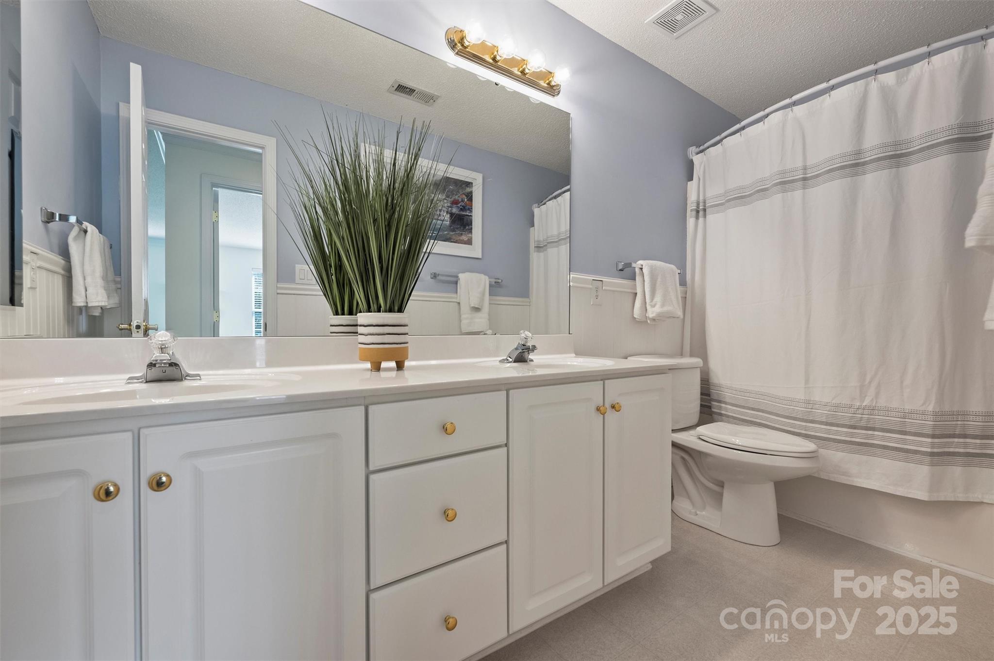 4711 Lone Tree Court