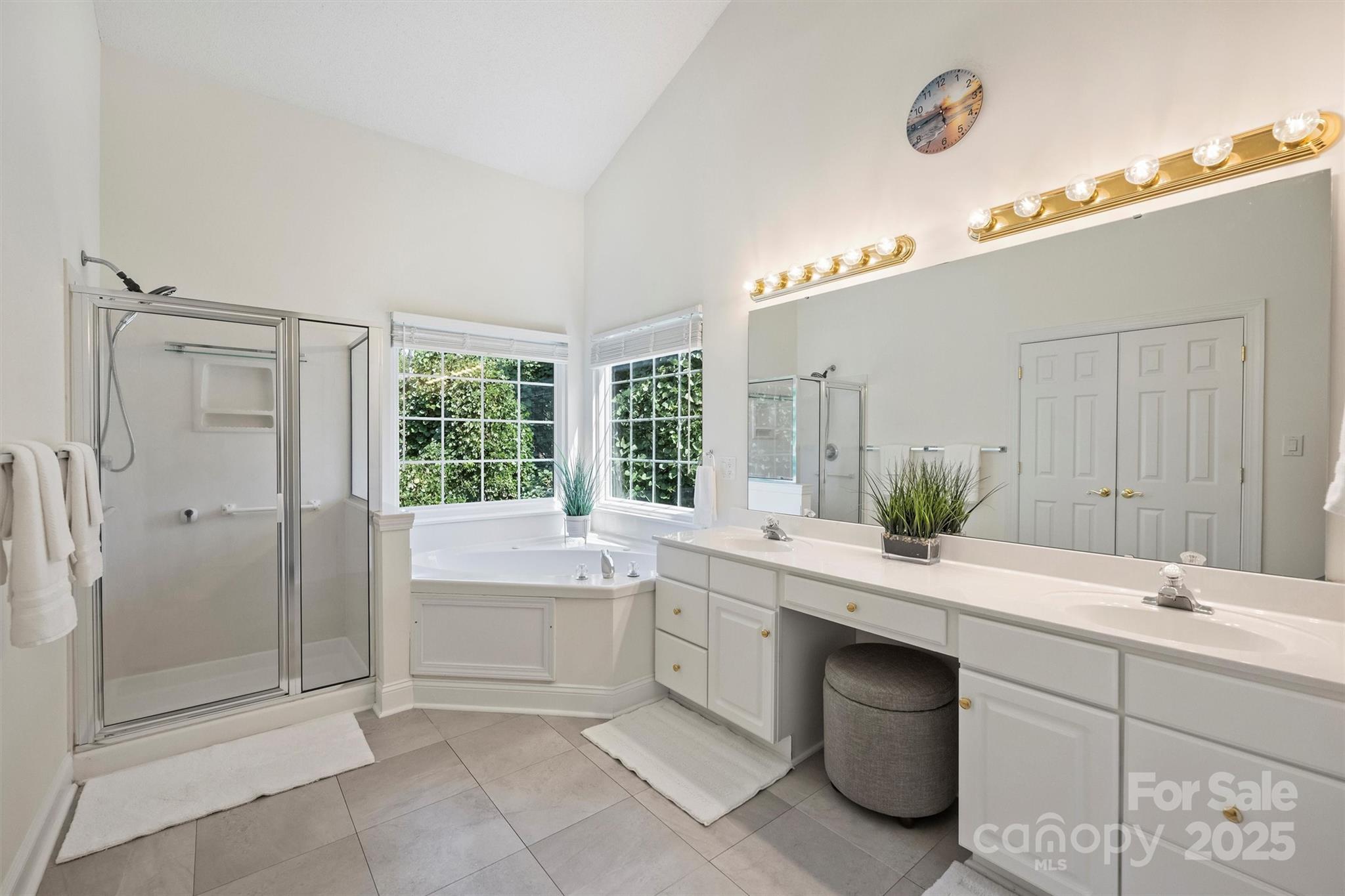 4711 Lone Tree Court