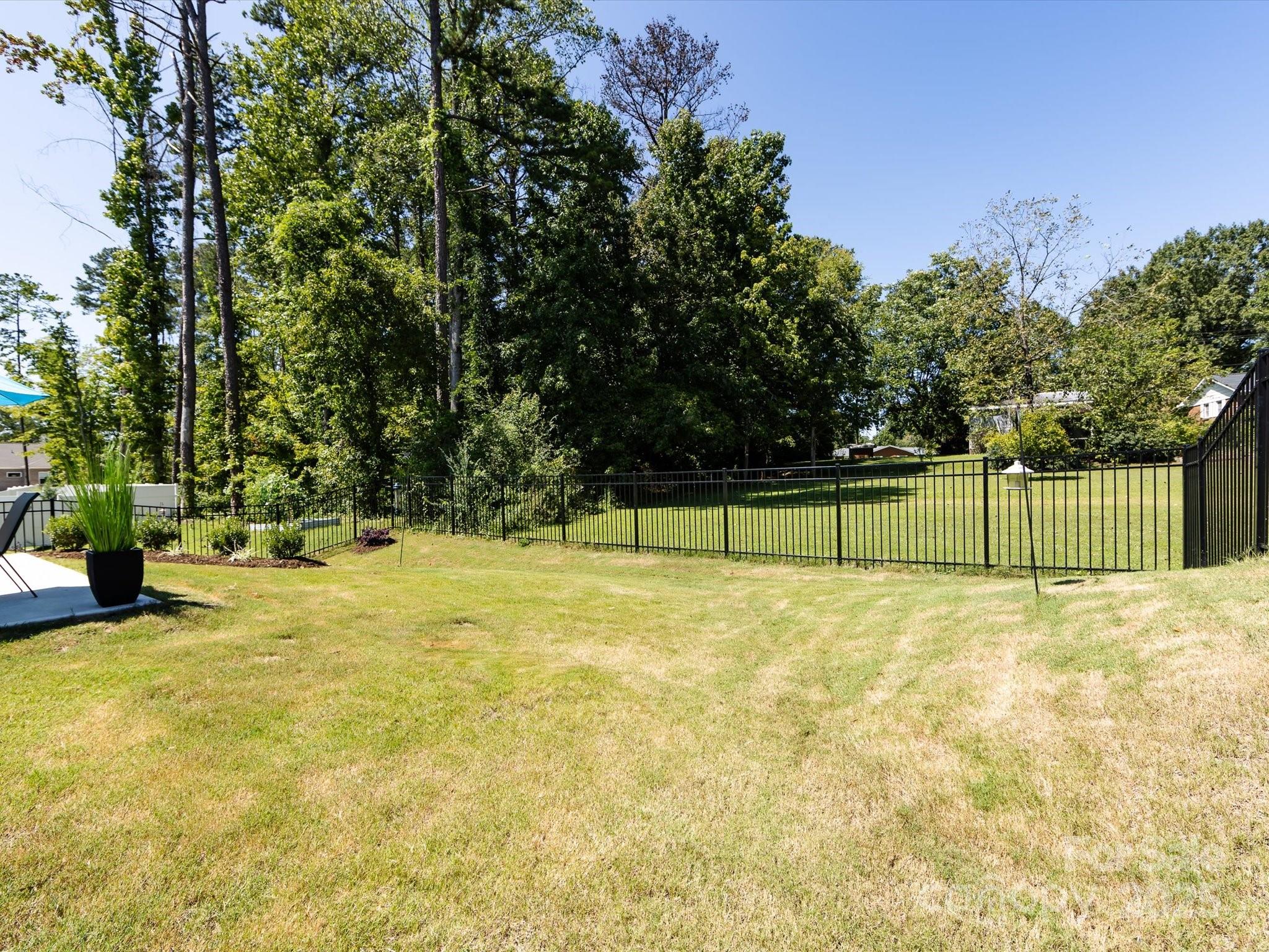 5010 Kinsbridge Drive