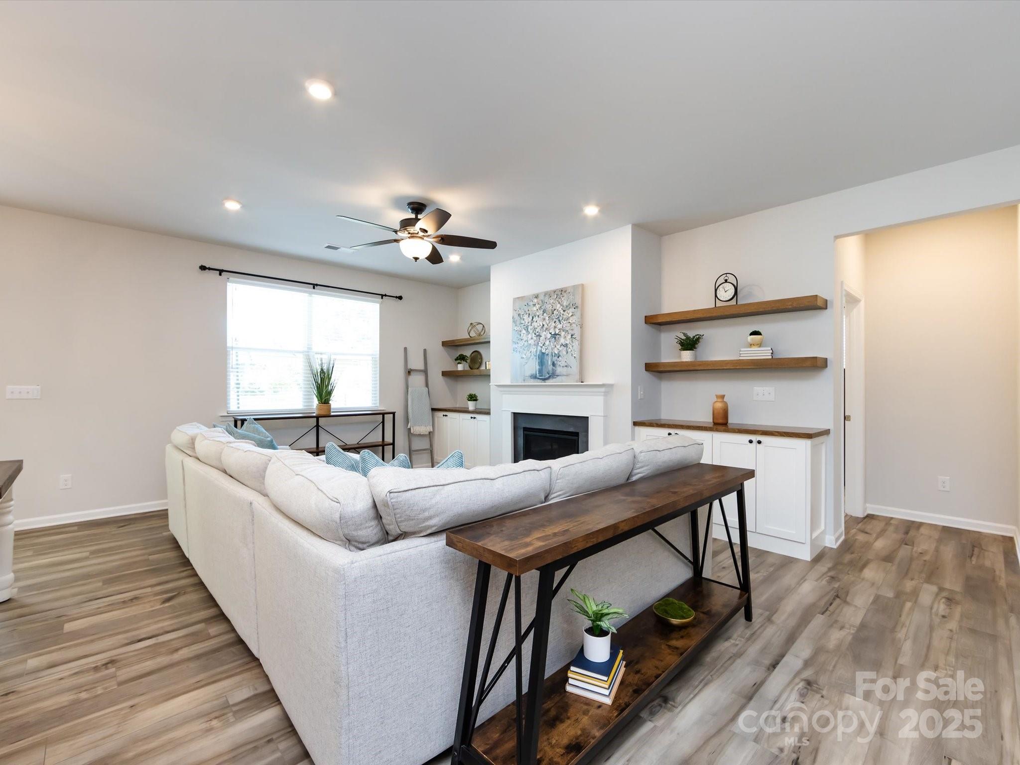 5010 Kinsbridge Drive