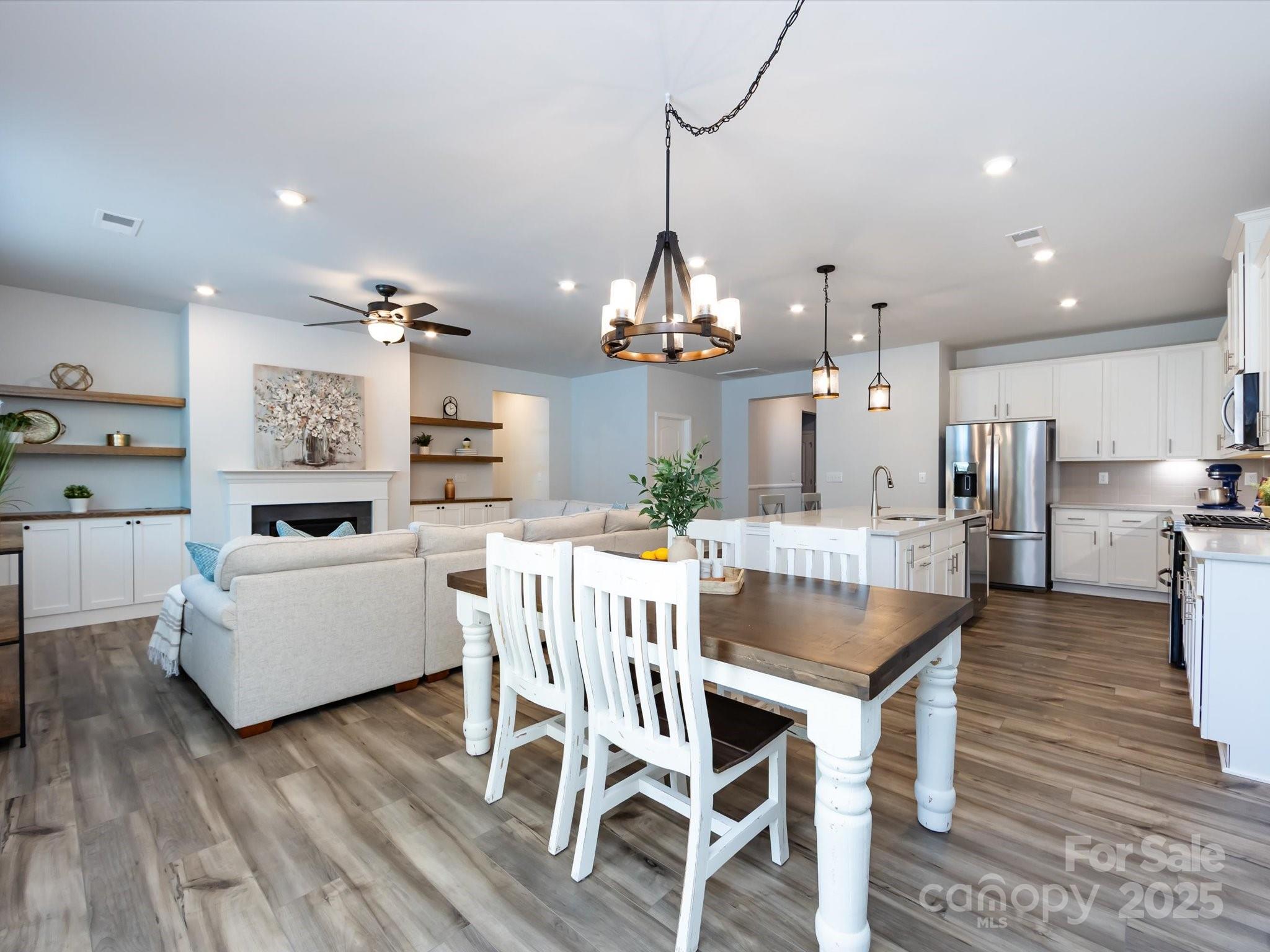 5010 Kinsbridge Drive