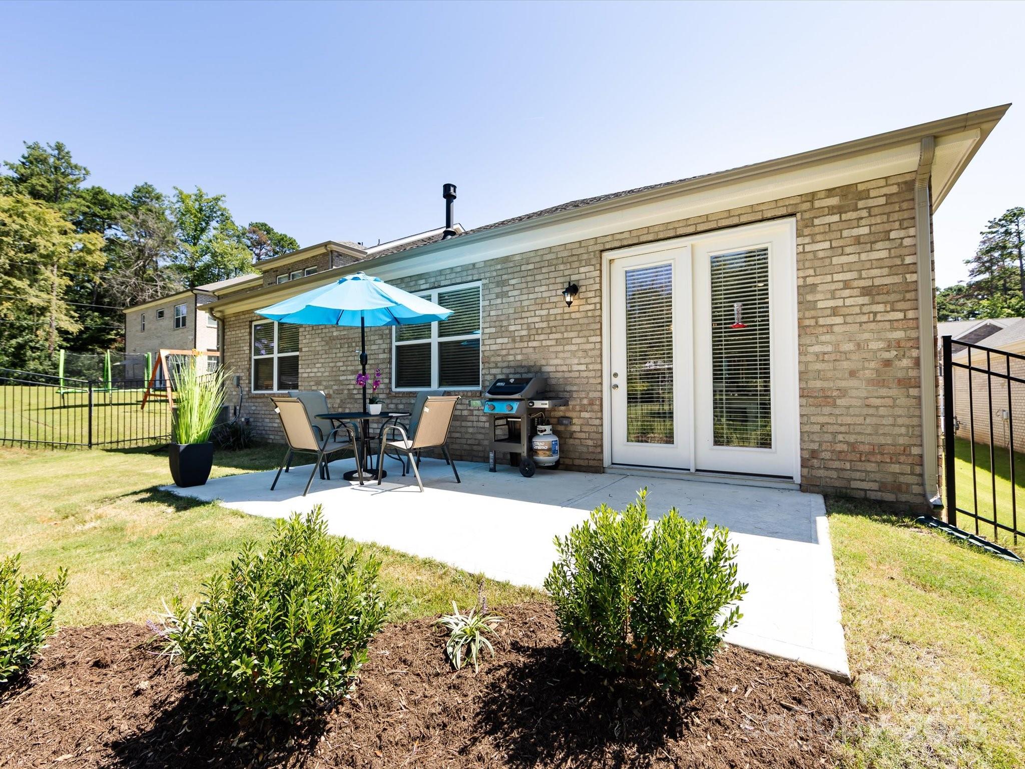 5010 Kinsbridge Drive