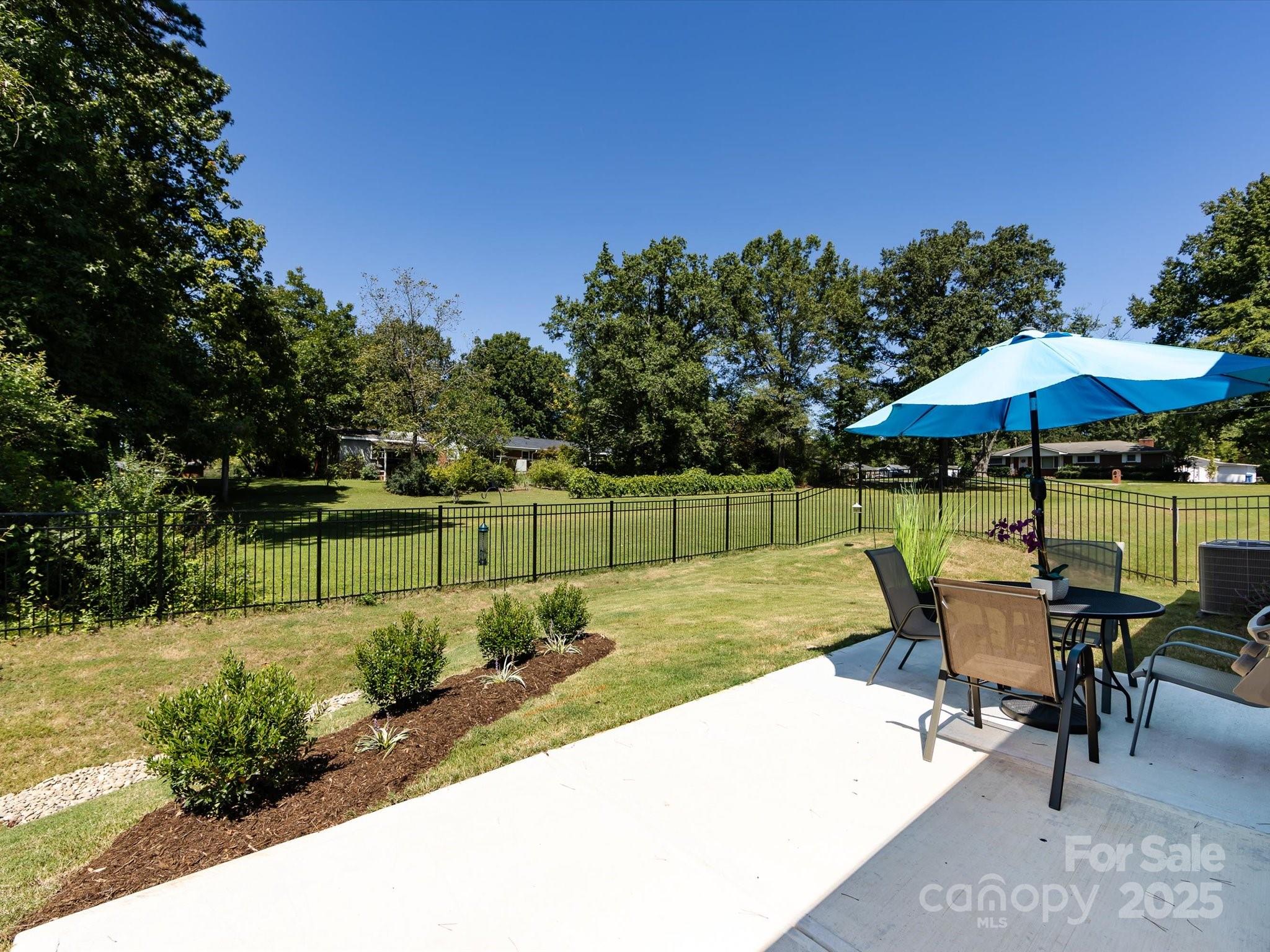 5010 Kinsbridge Drive