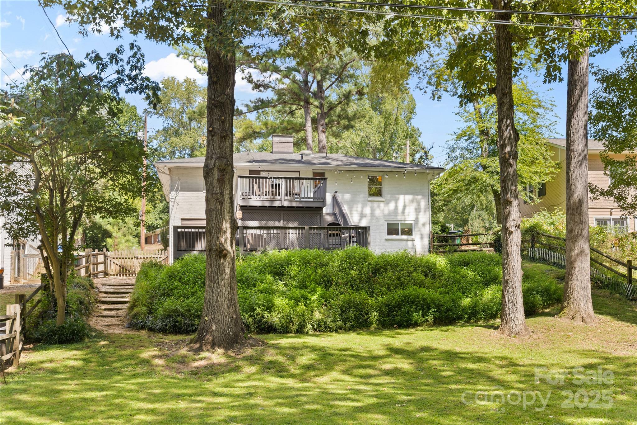 5128 Valley Stream Road