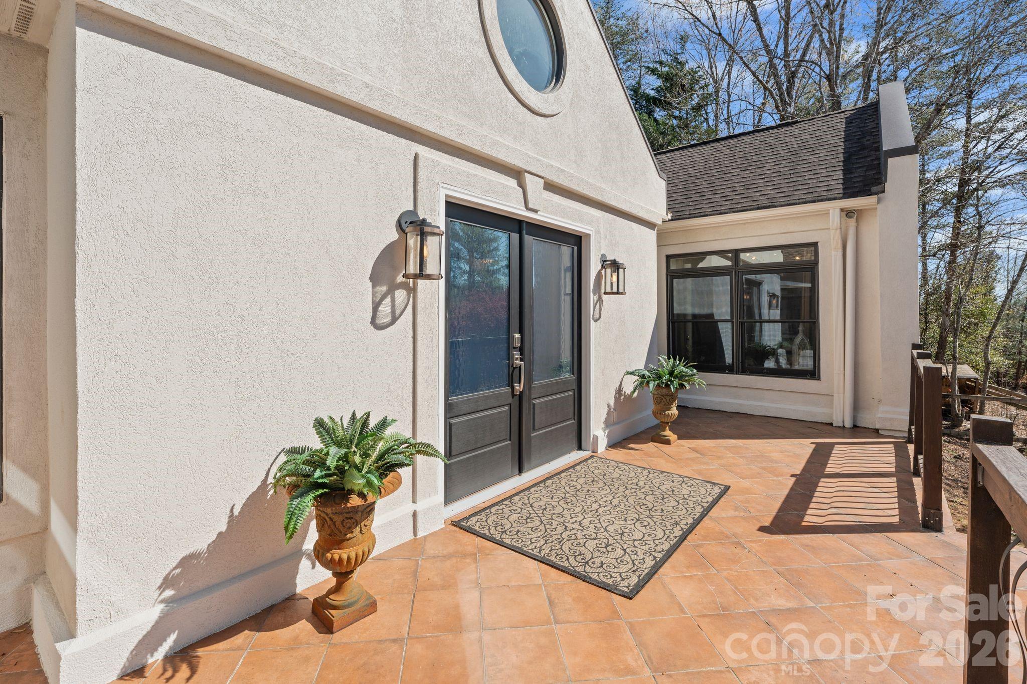 214 Ridgeway Drive