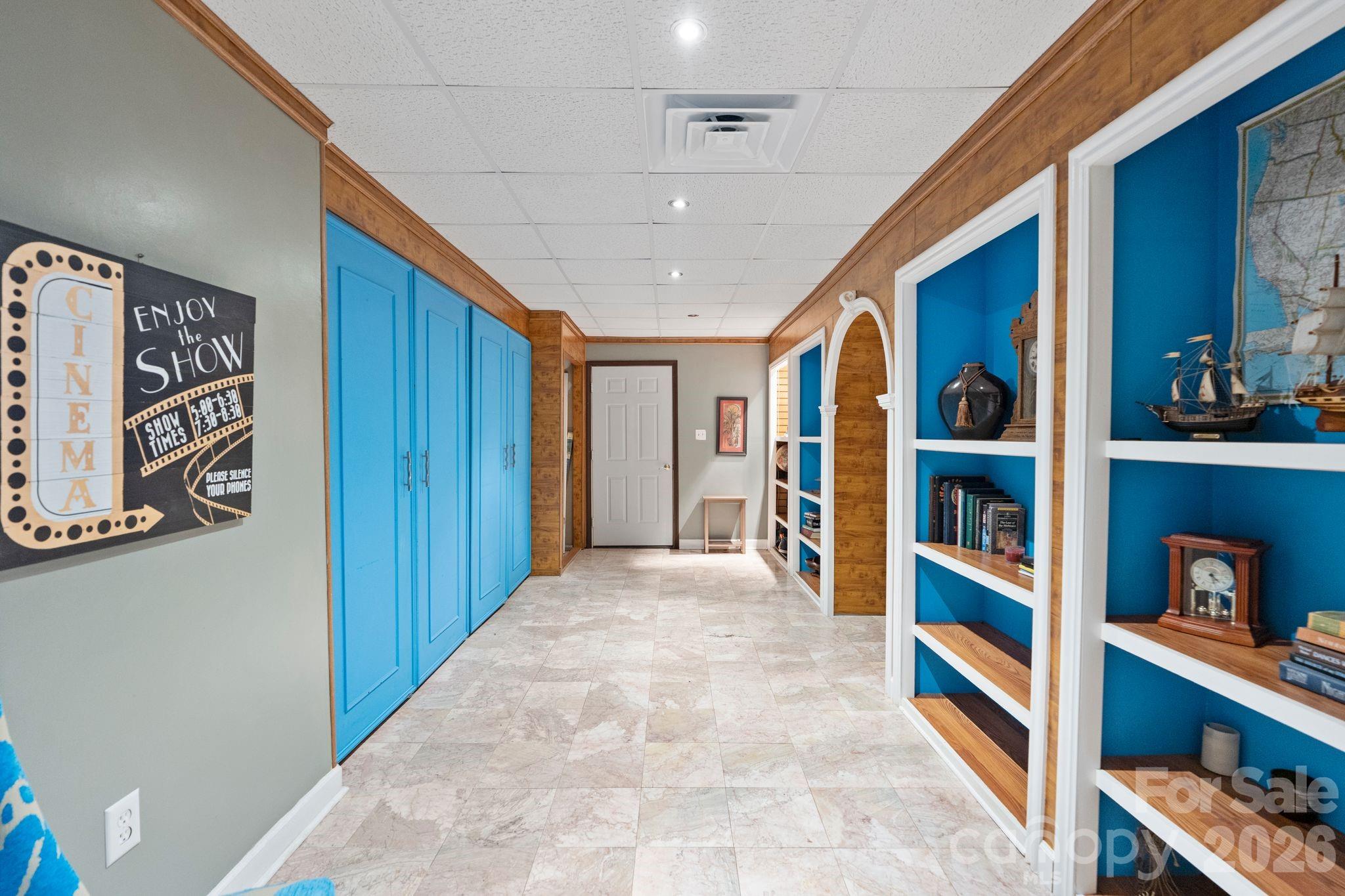 214 Ridgeway Drive