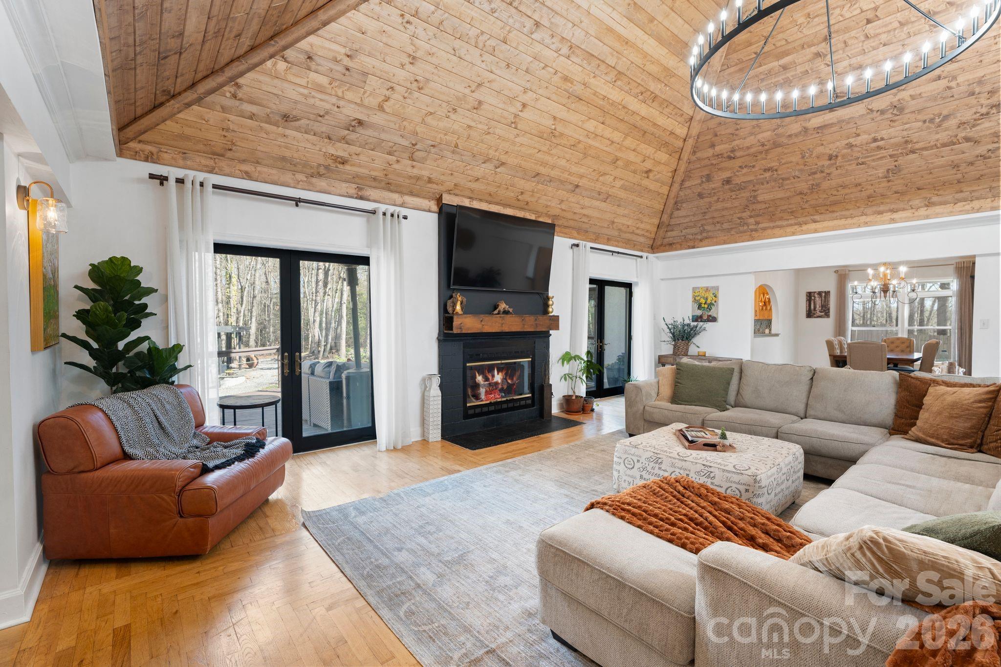214 Ridgeway Drive
