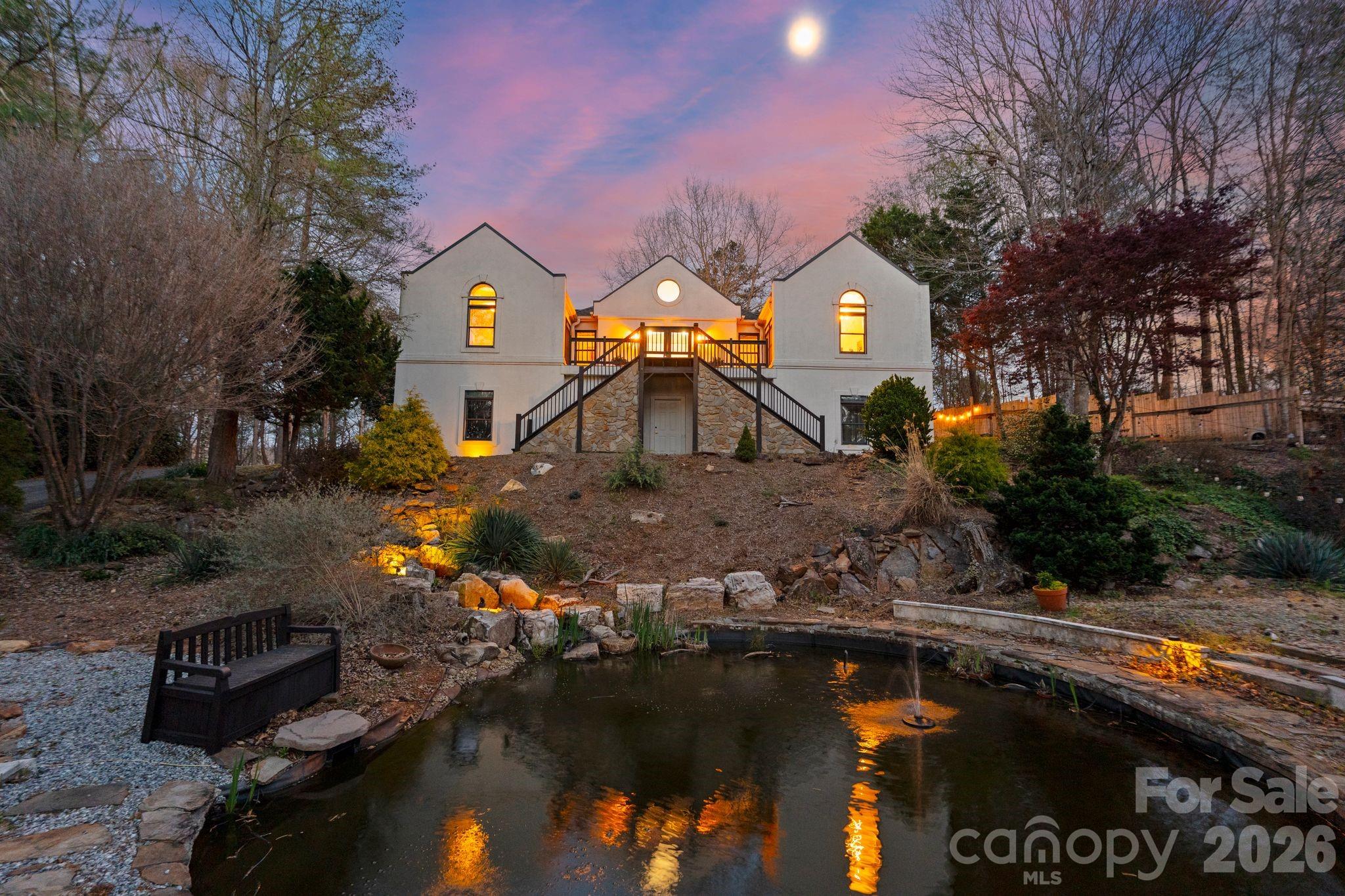 214 Ridgeway Drive