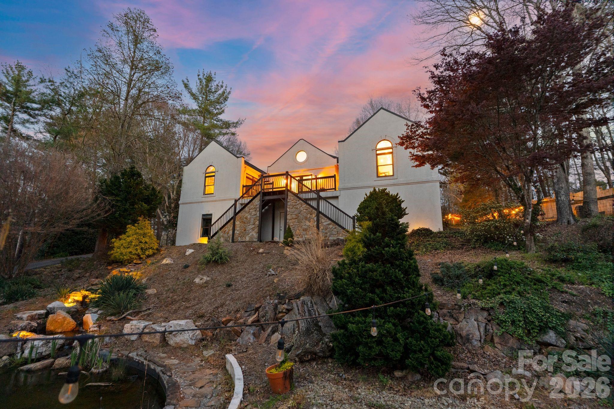 214 Ridgeway Drive
