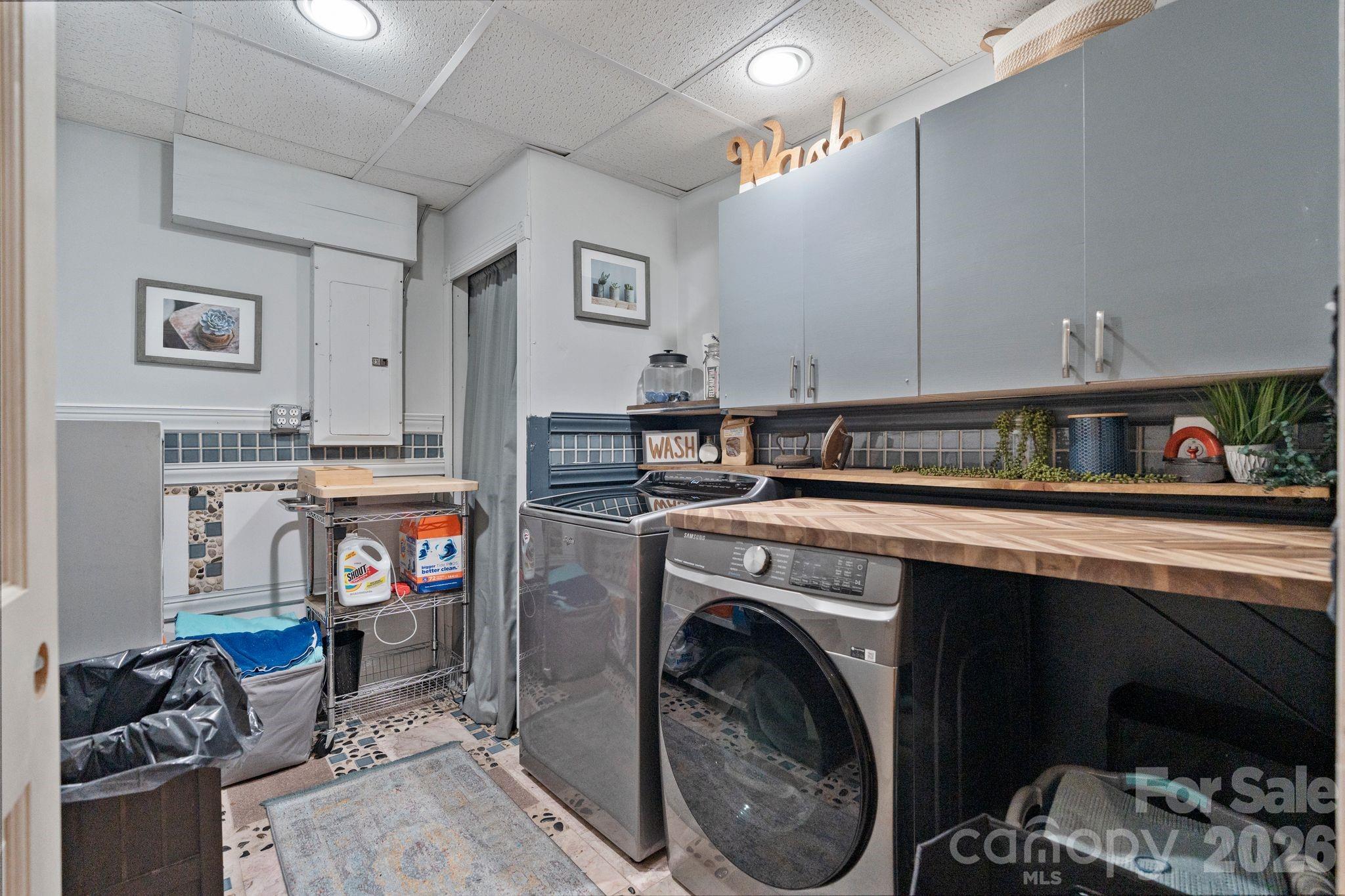 214 Ridgeway Drive