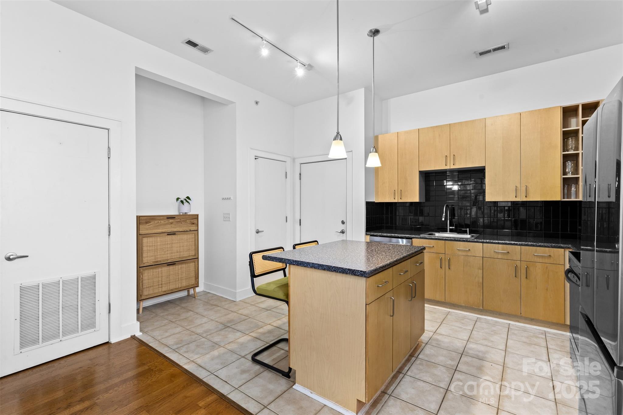 704 N Davidson Street