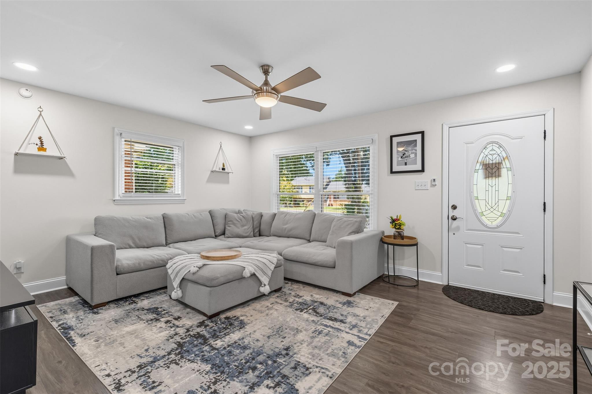 1901 Crestdale Drive