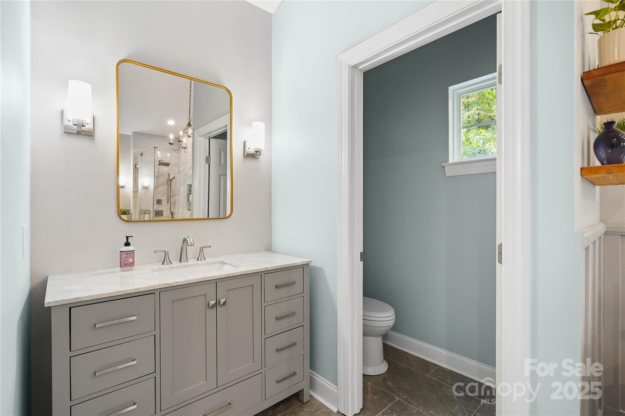 409 Stonewater Bay Lane