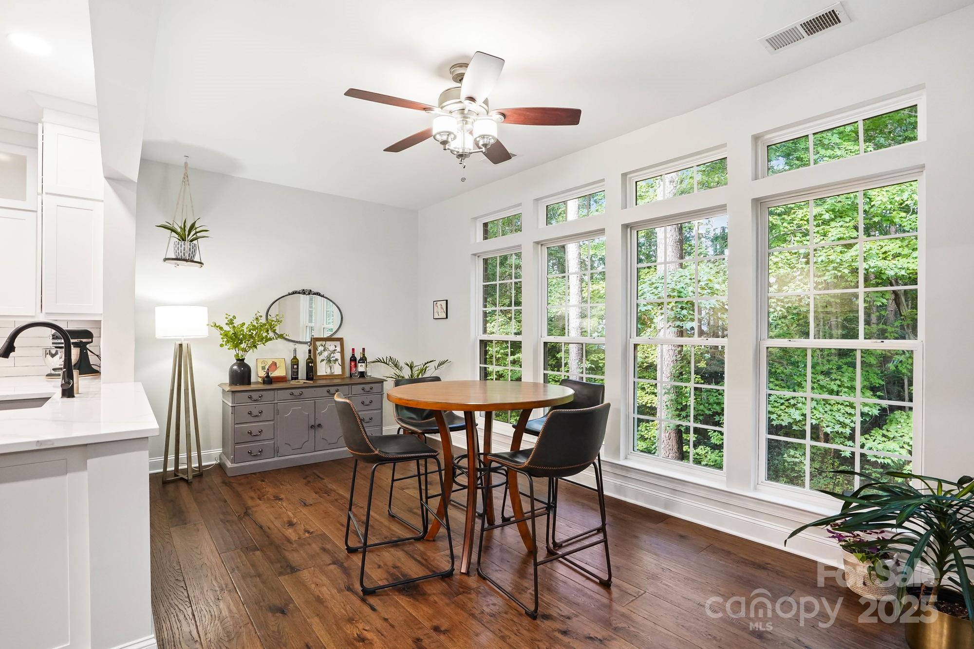 409 Stonewater Bay Lane