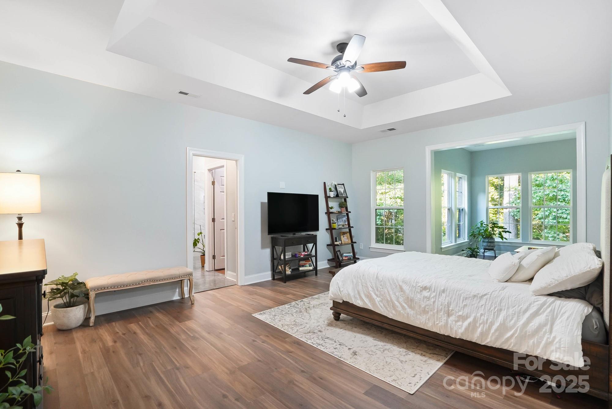 409 Stonewater Bay Lane