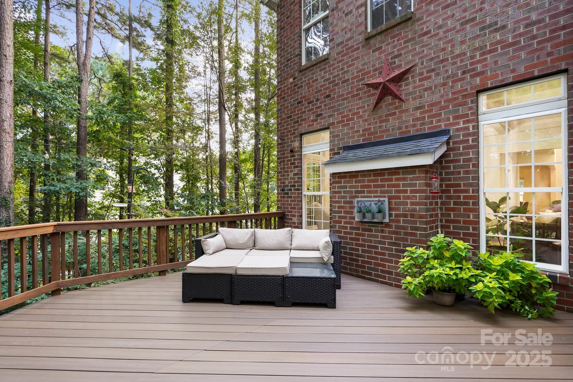 409 Stonewater Bay Lane