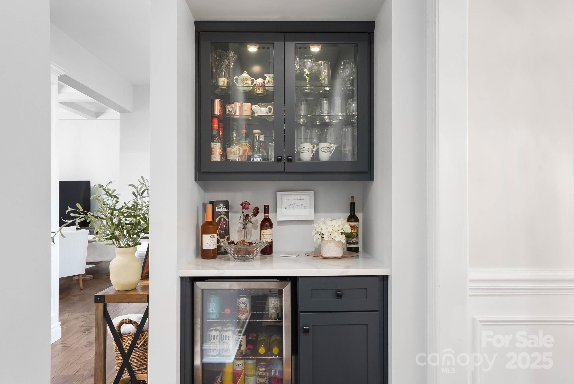 409 Stonewater Bay Lane