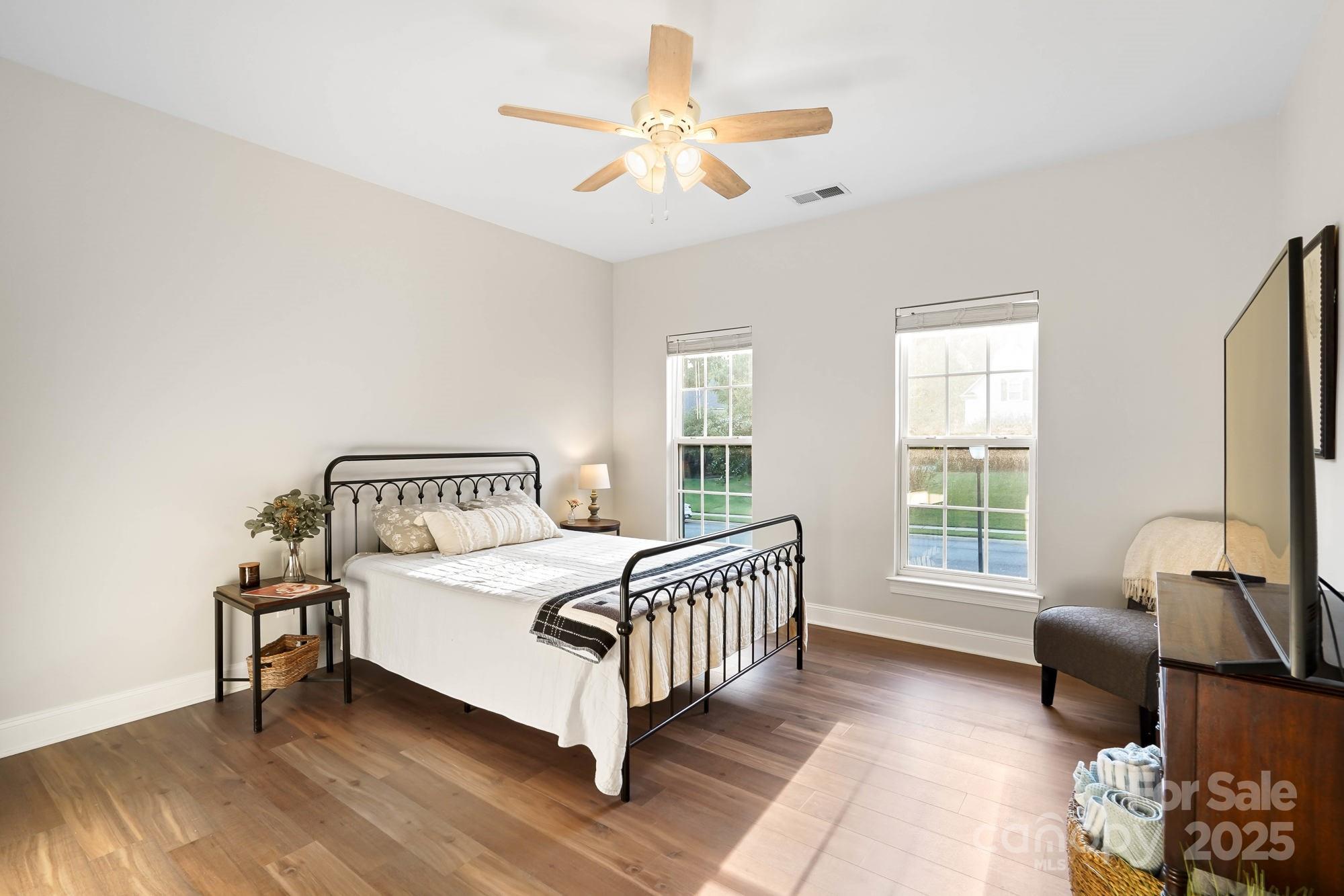 409 Stonewater Bay Lane