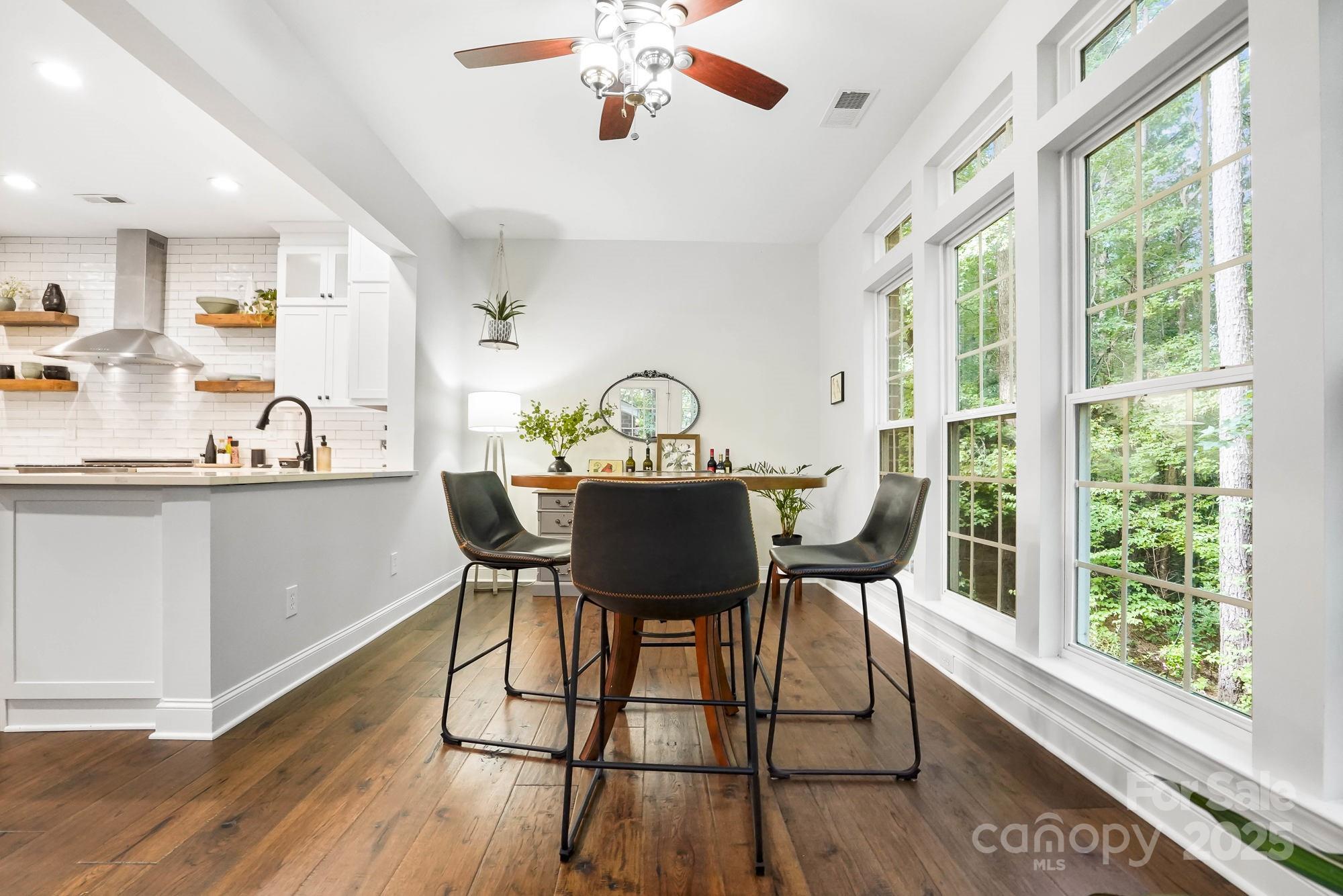 409 Stonewater Bay Lane