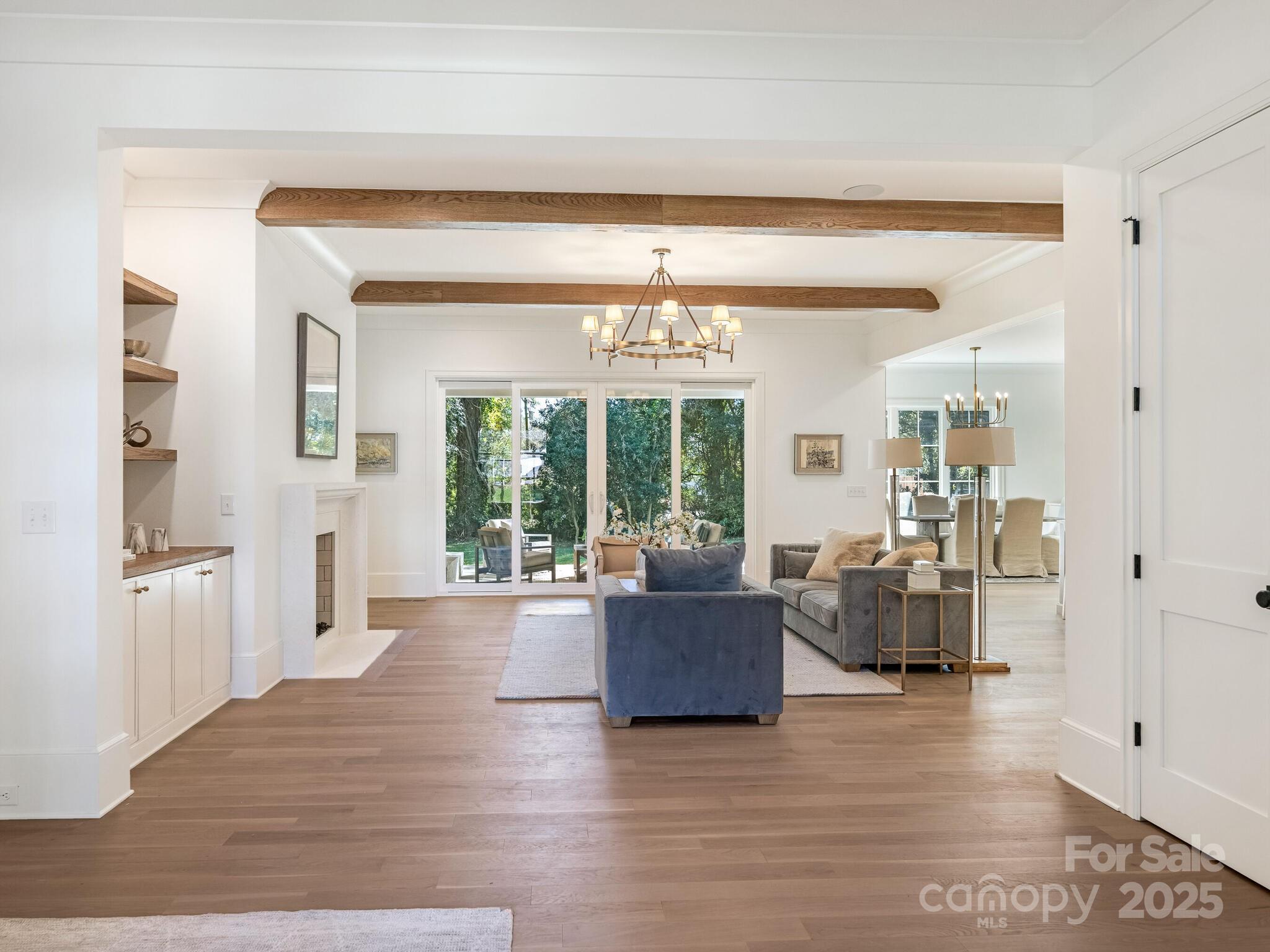 1511 Cavendish Court