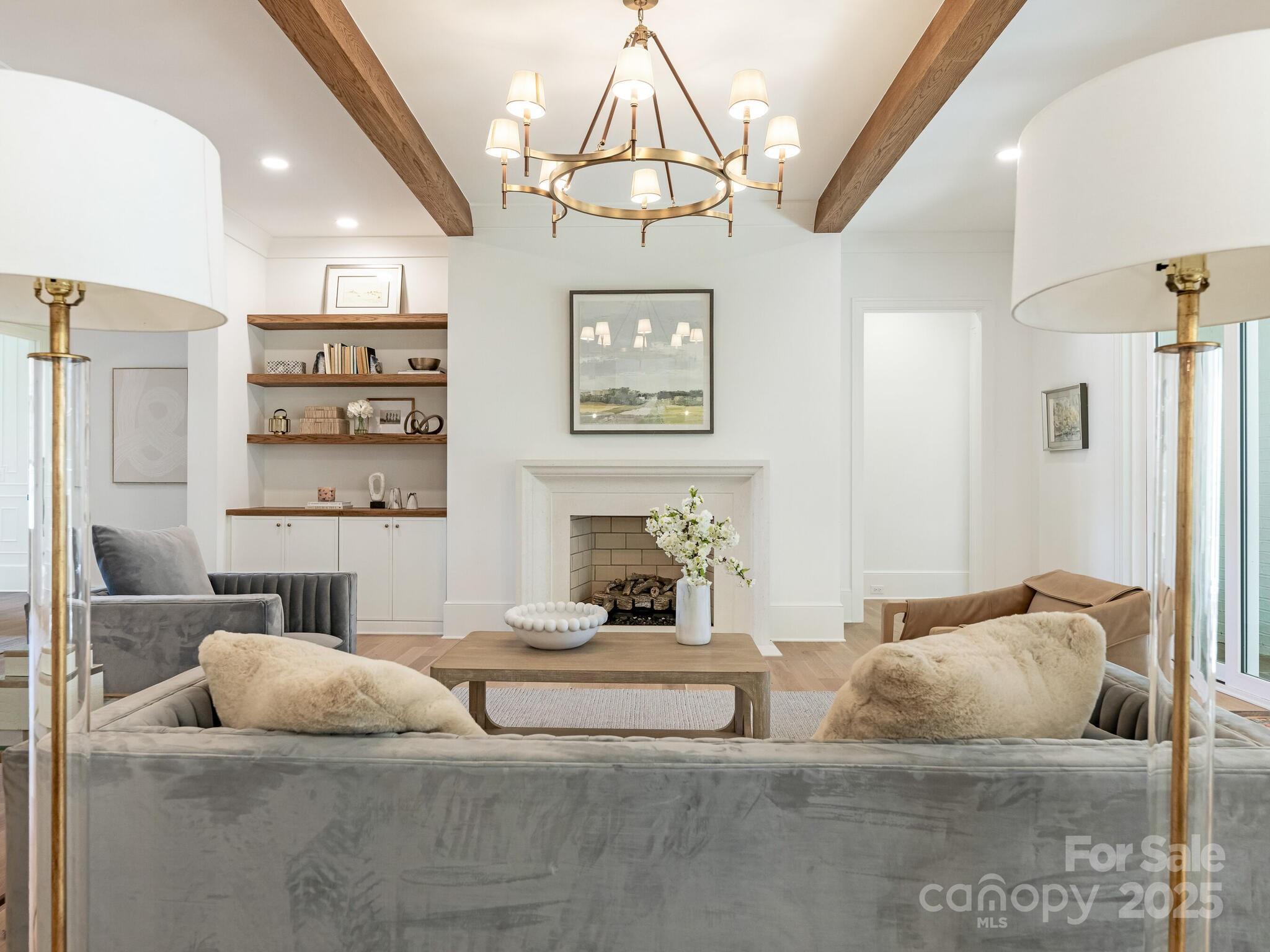 1511 Cavendish Court