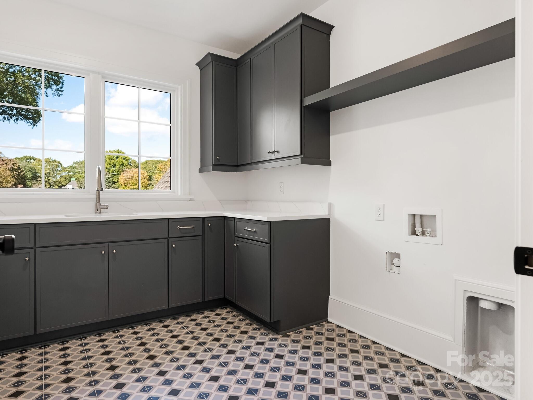 1511 Cavendish Court