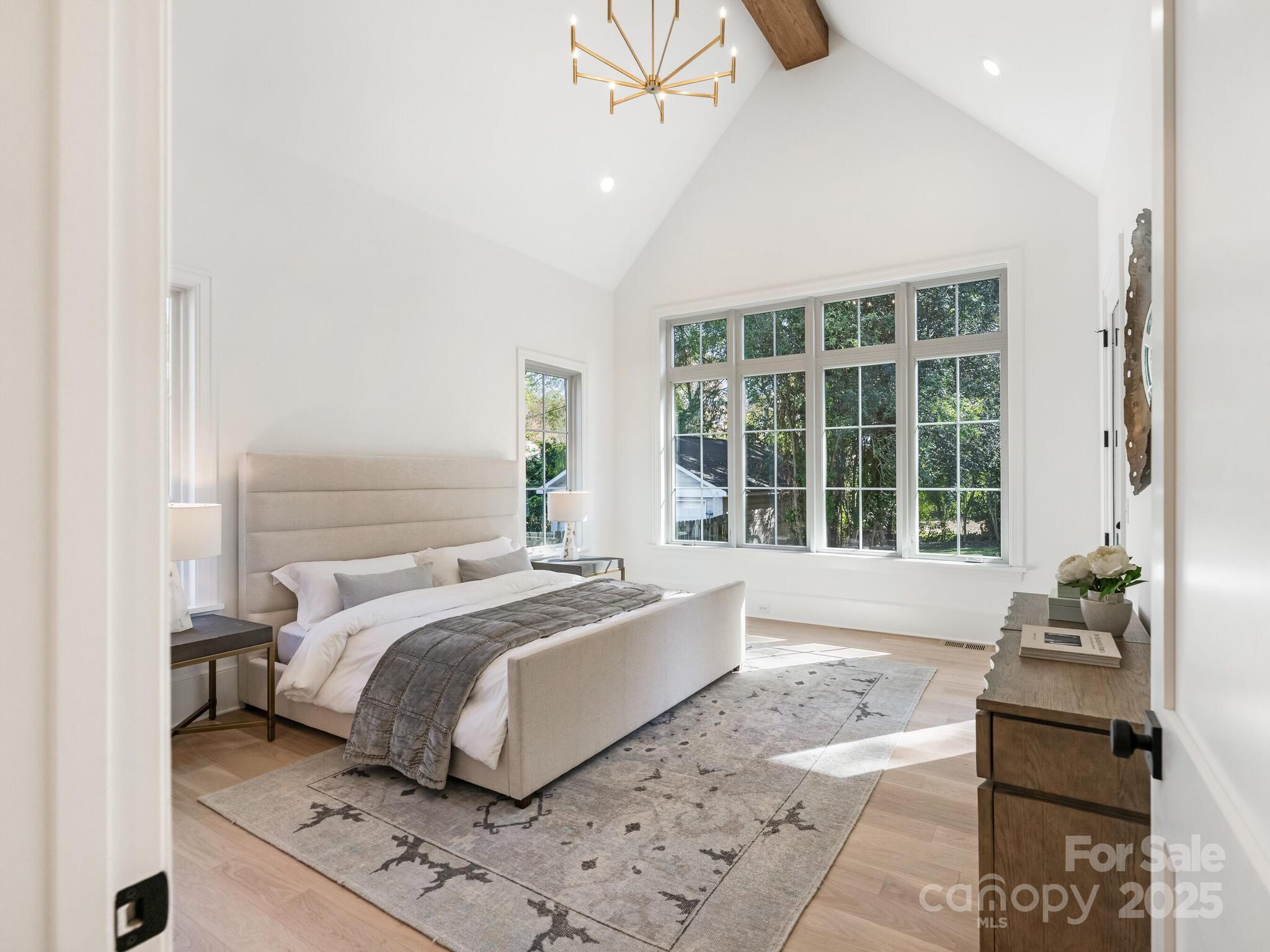 1511 Cavendish Court