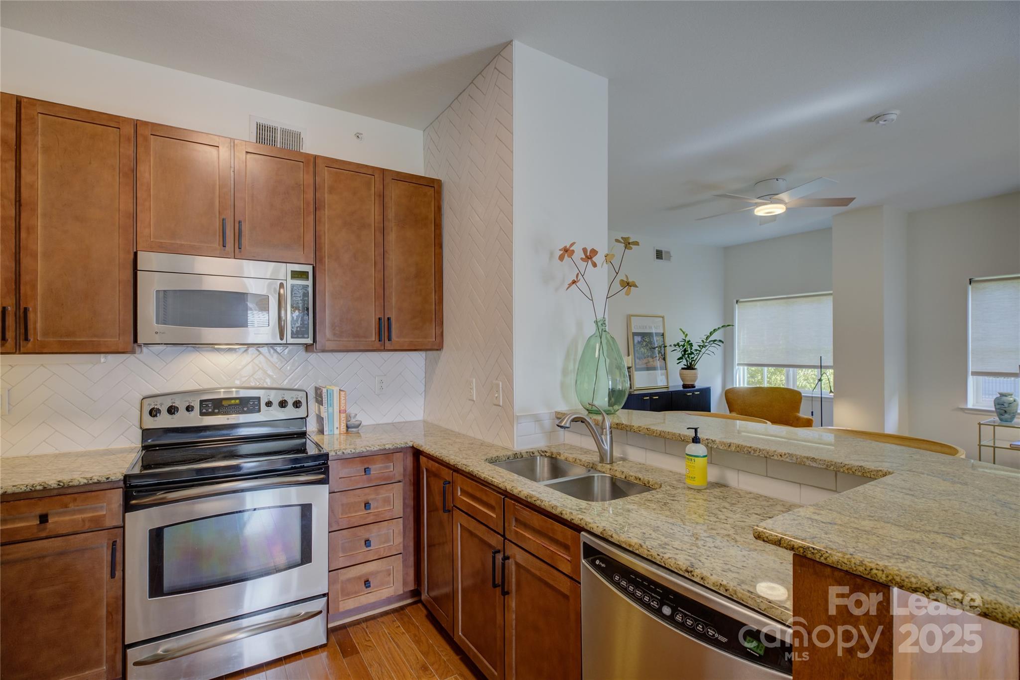 721 Governor Morrison Street