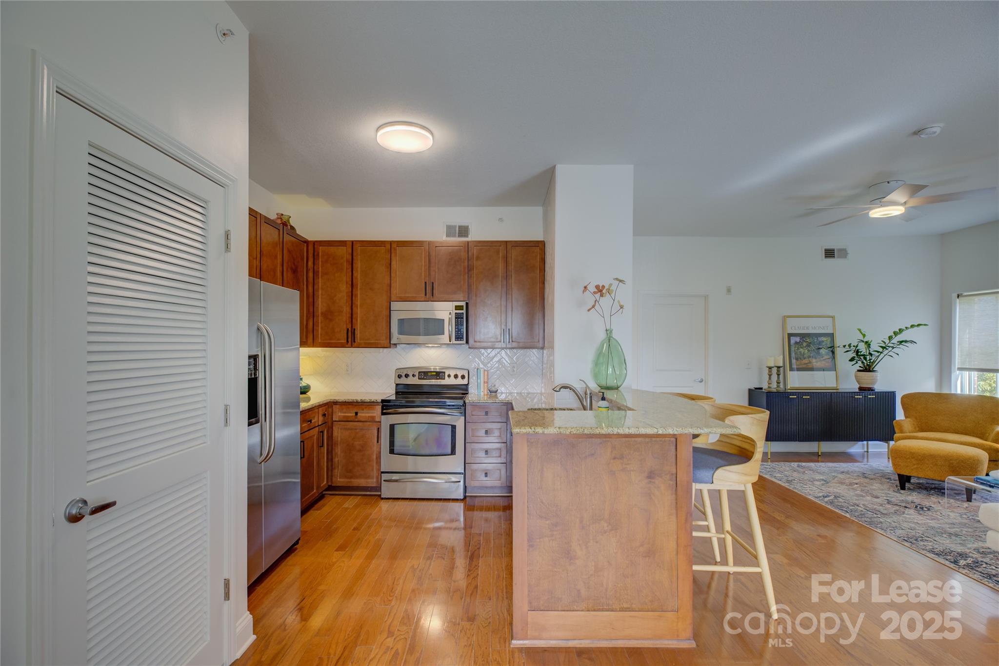 721 Governor Morrison Street