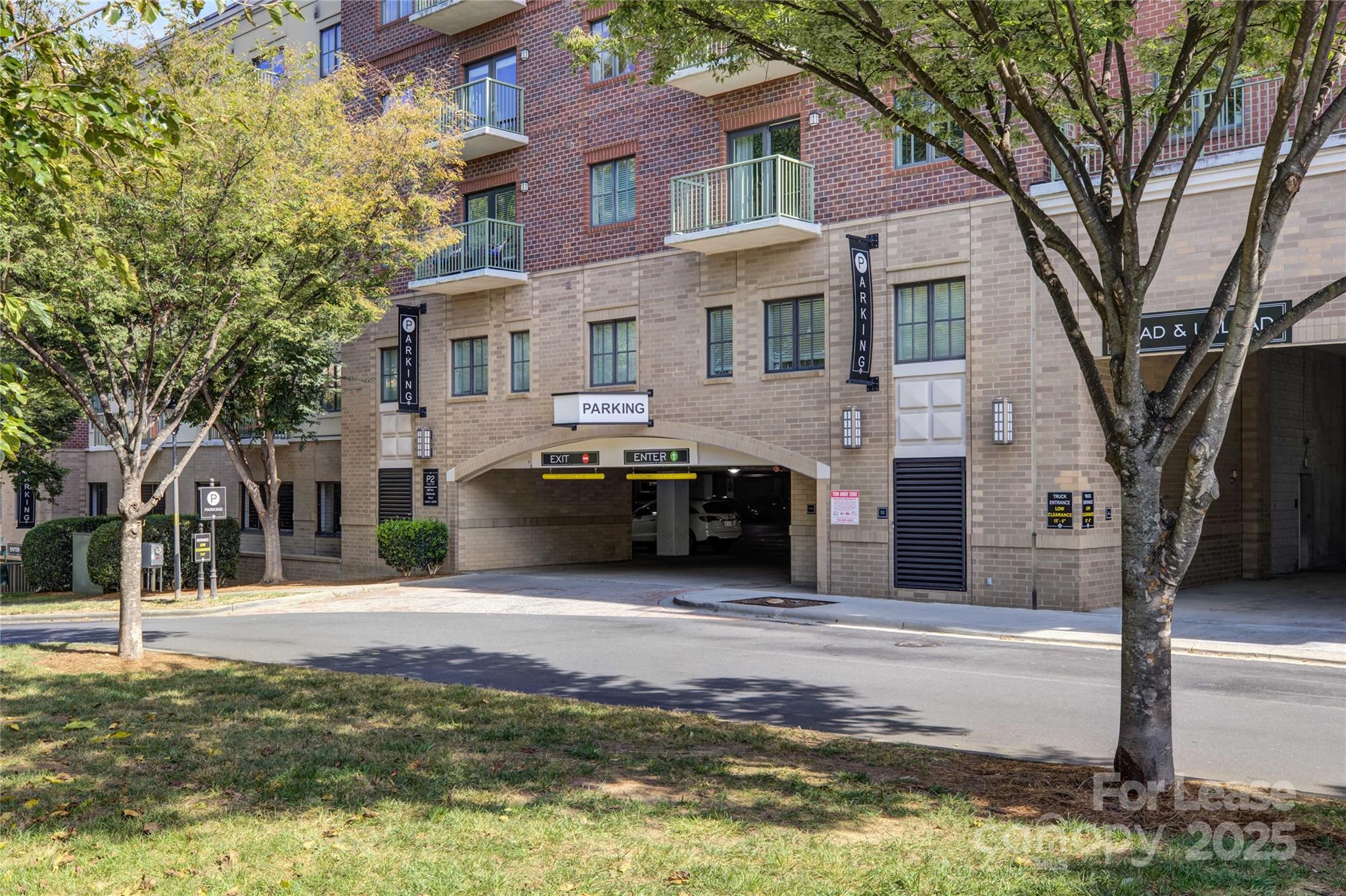 721 Governor Morrison Street