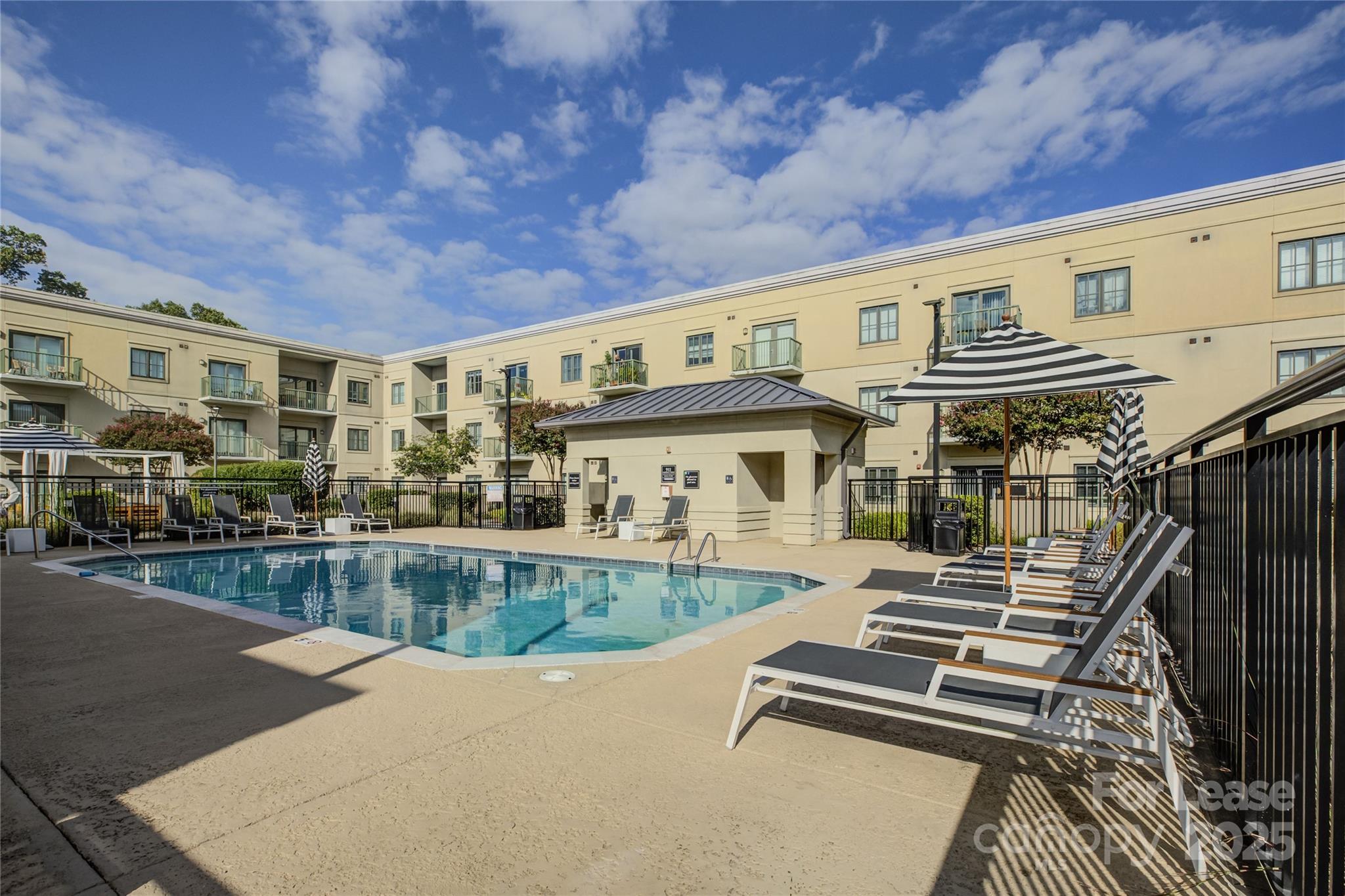 721 Governor Morrison Street