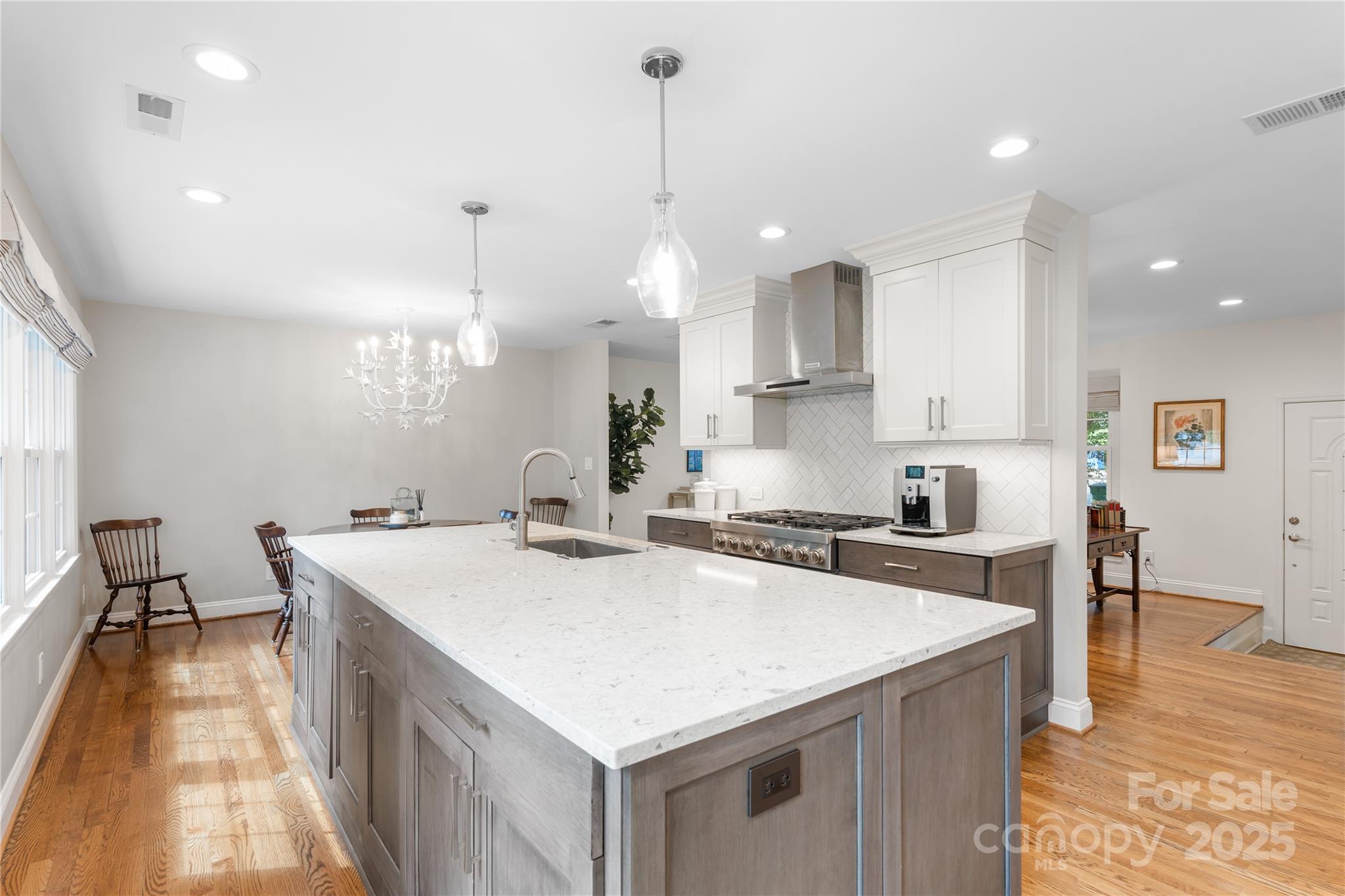 3101 Brookridge Lane