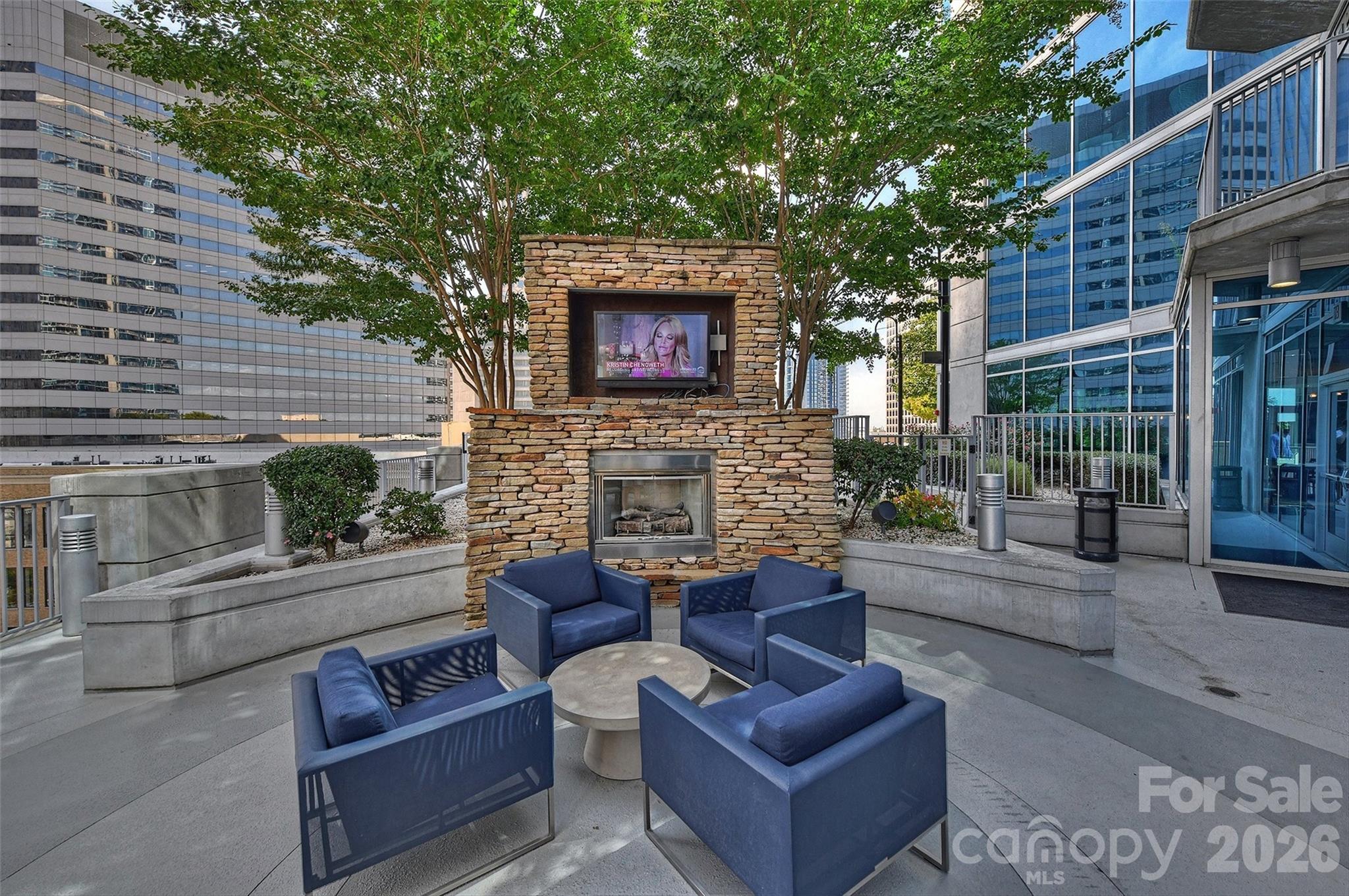 210 N Church Street Unit: 1506