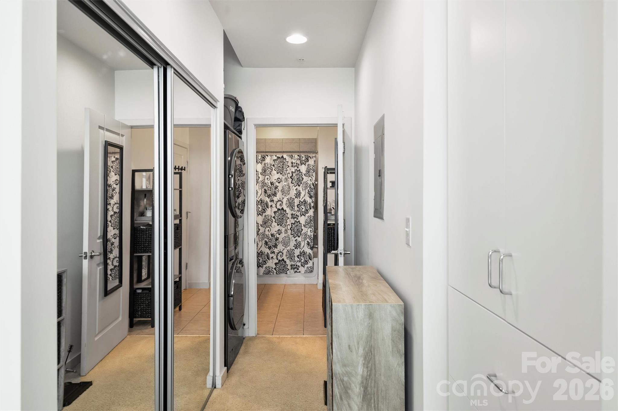 210 N Church Street Unit: 1506