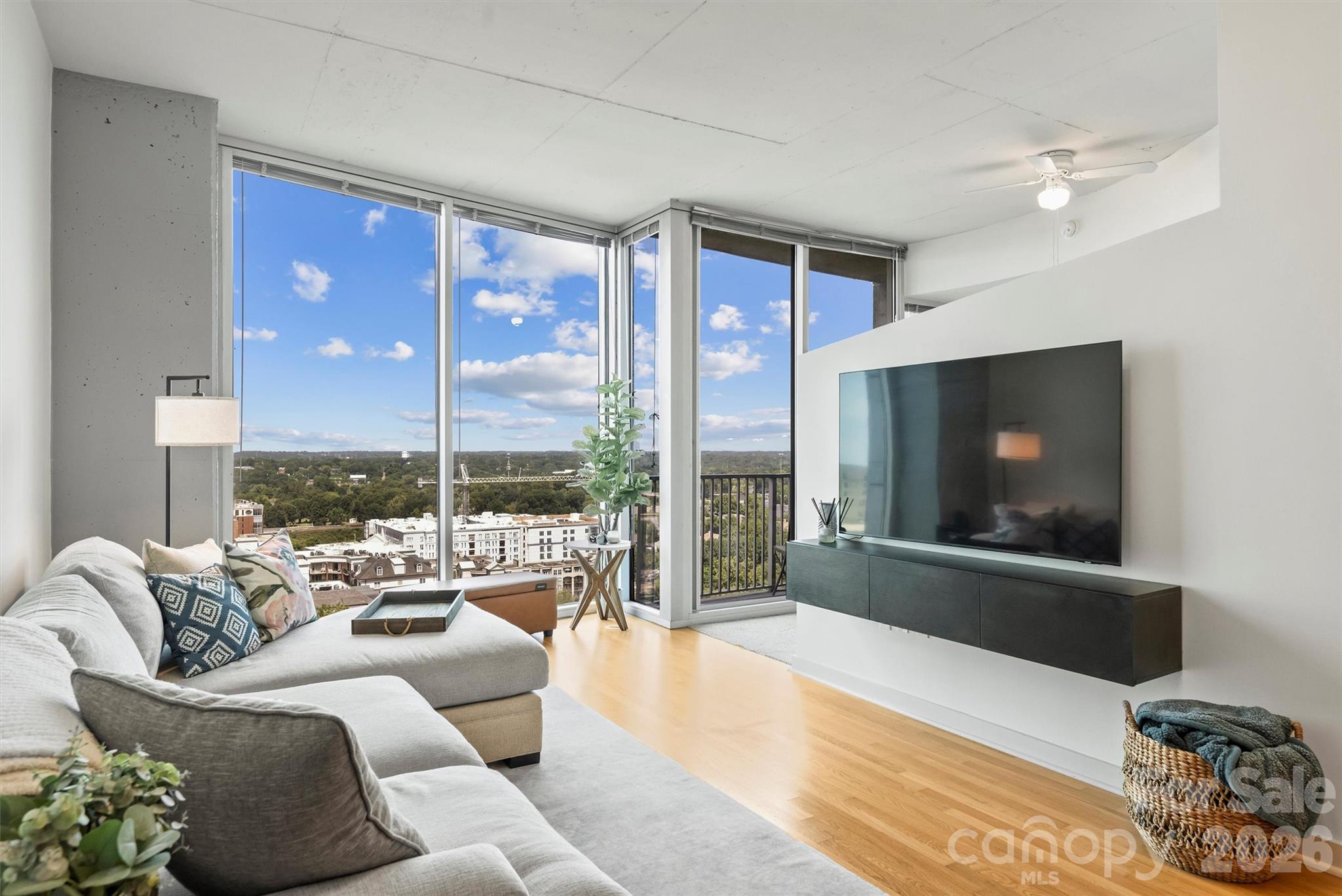 210 N Church Street Unit: 1506