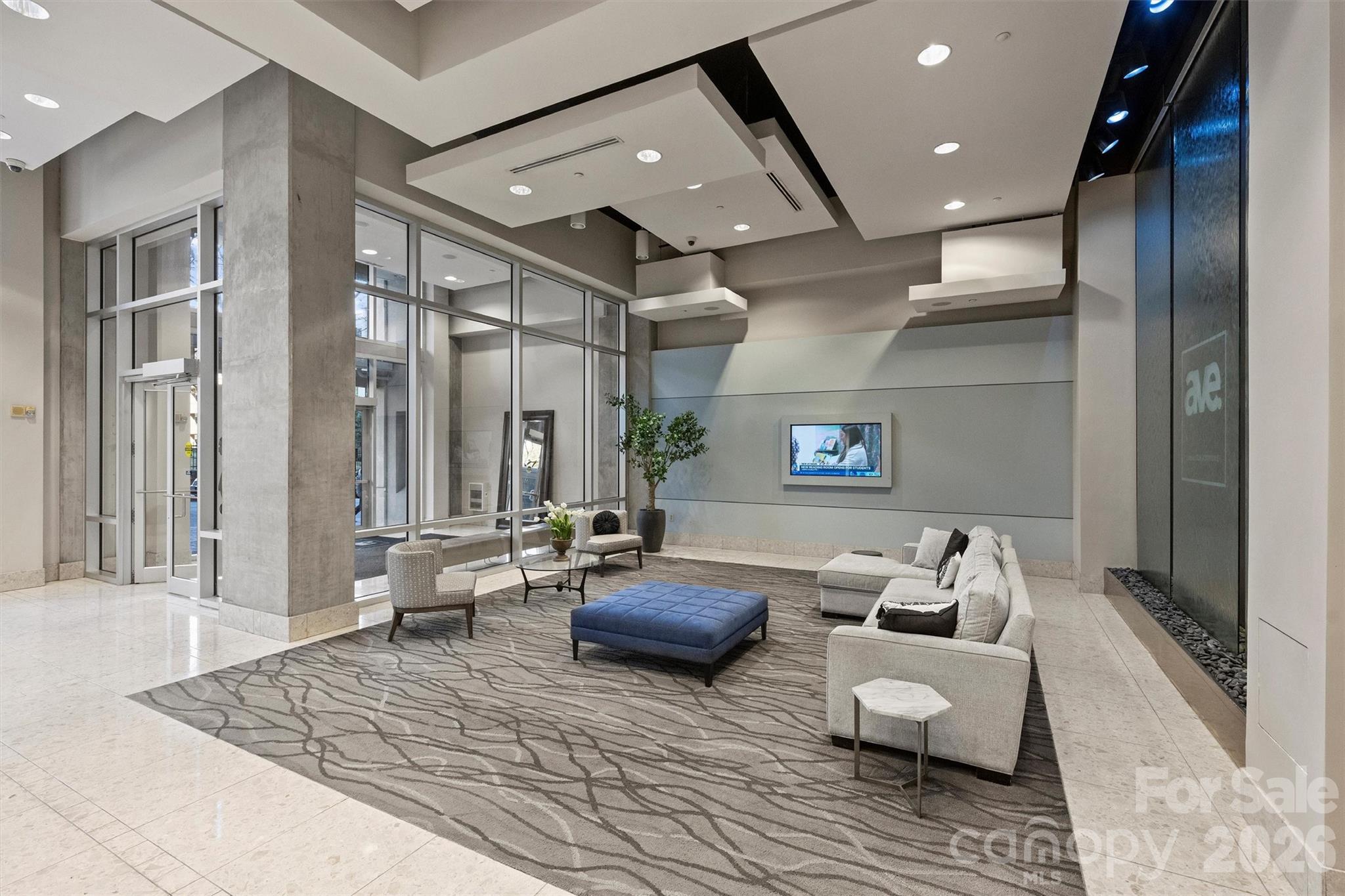 210 N Church Street Unit: 1506