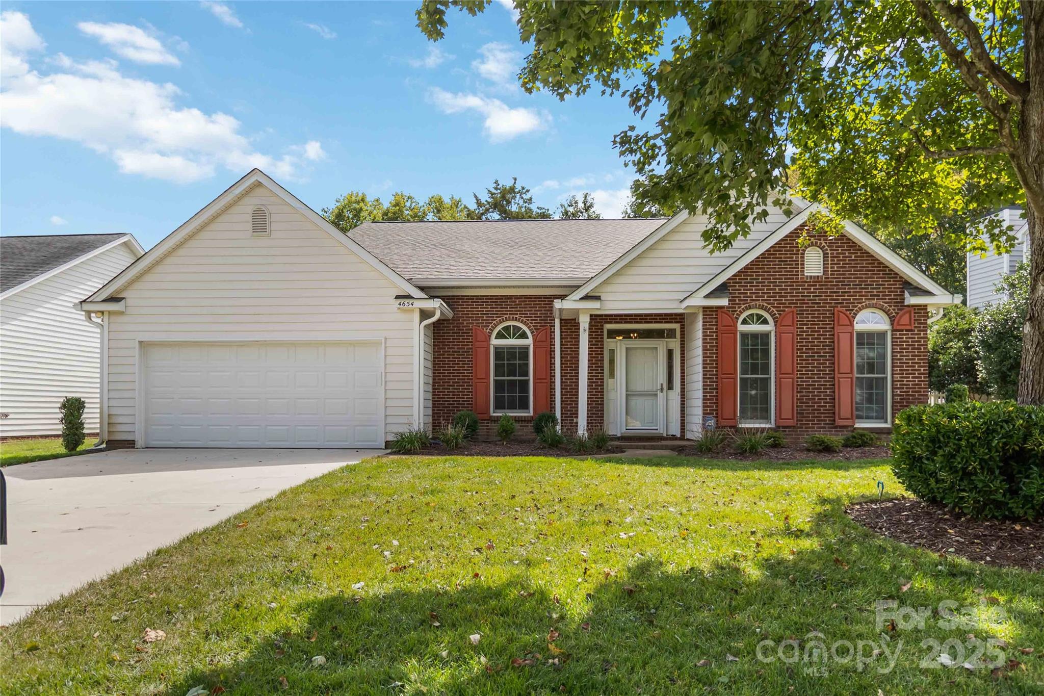 4654 Habersham Court NW