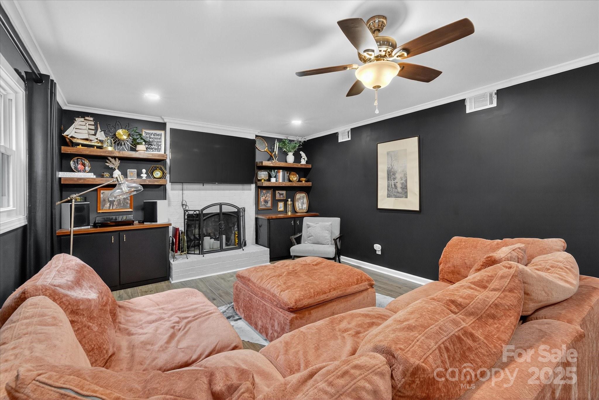 13423 Idlefield Lane