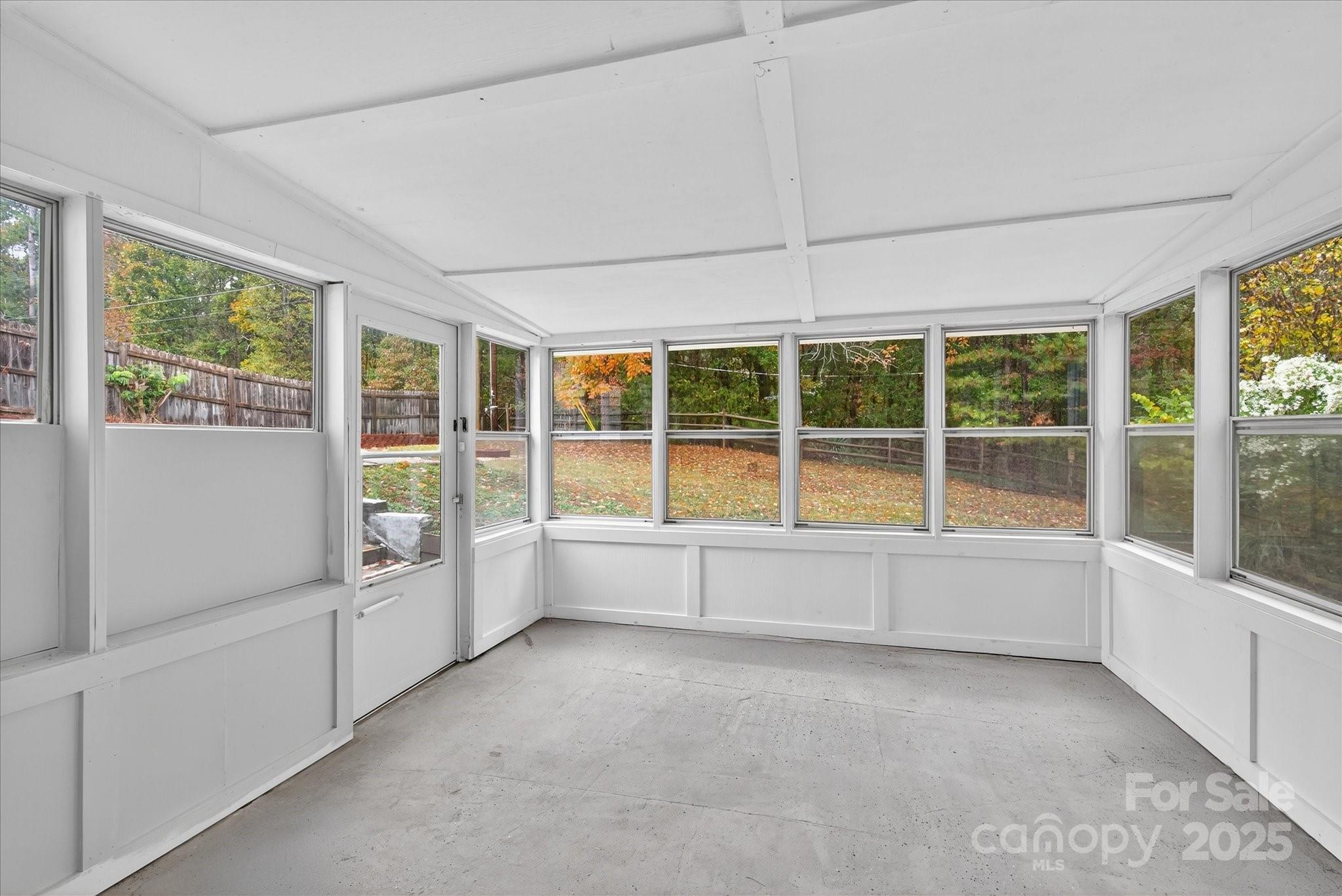 13423 Idlefield Lane