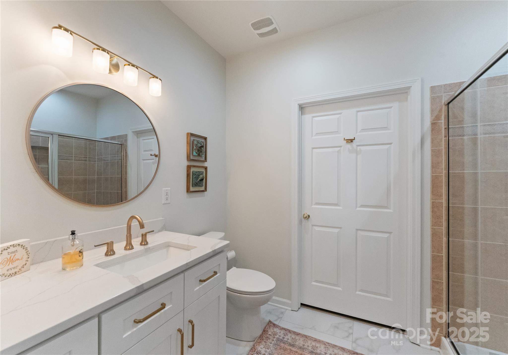 6040 Queens Walk Court