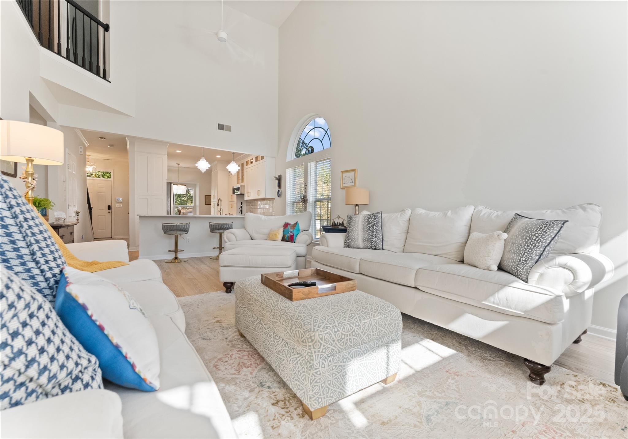 6040 Queens Walk Court