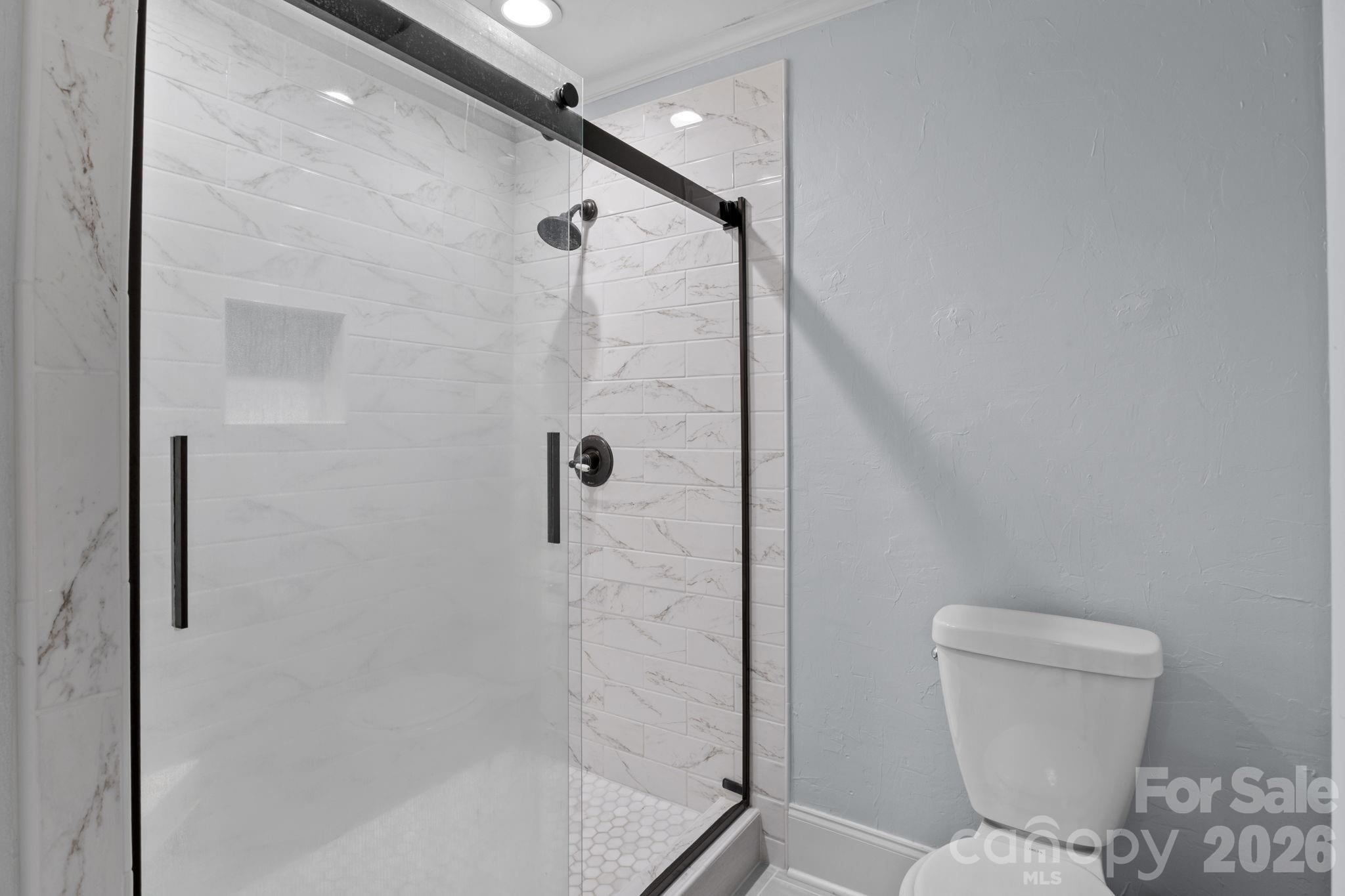 21316 Sandy Shore Lane