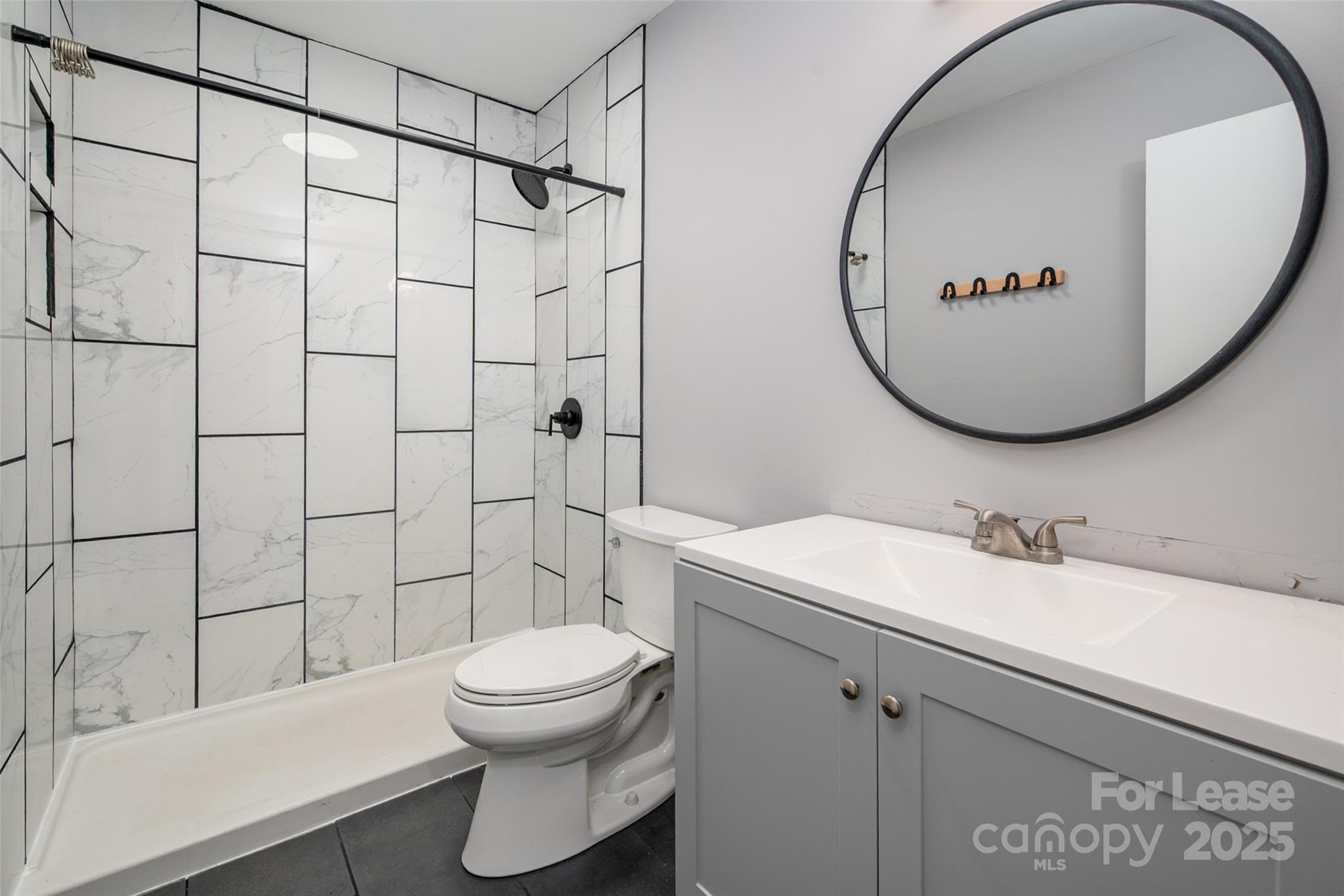 1422 Delane Avenue Unit: 9