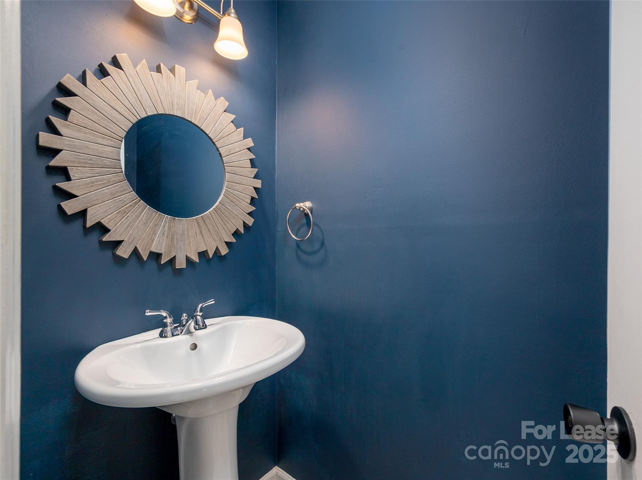 1422 Delane Avenue Unit: 9