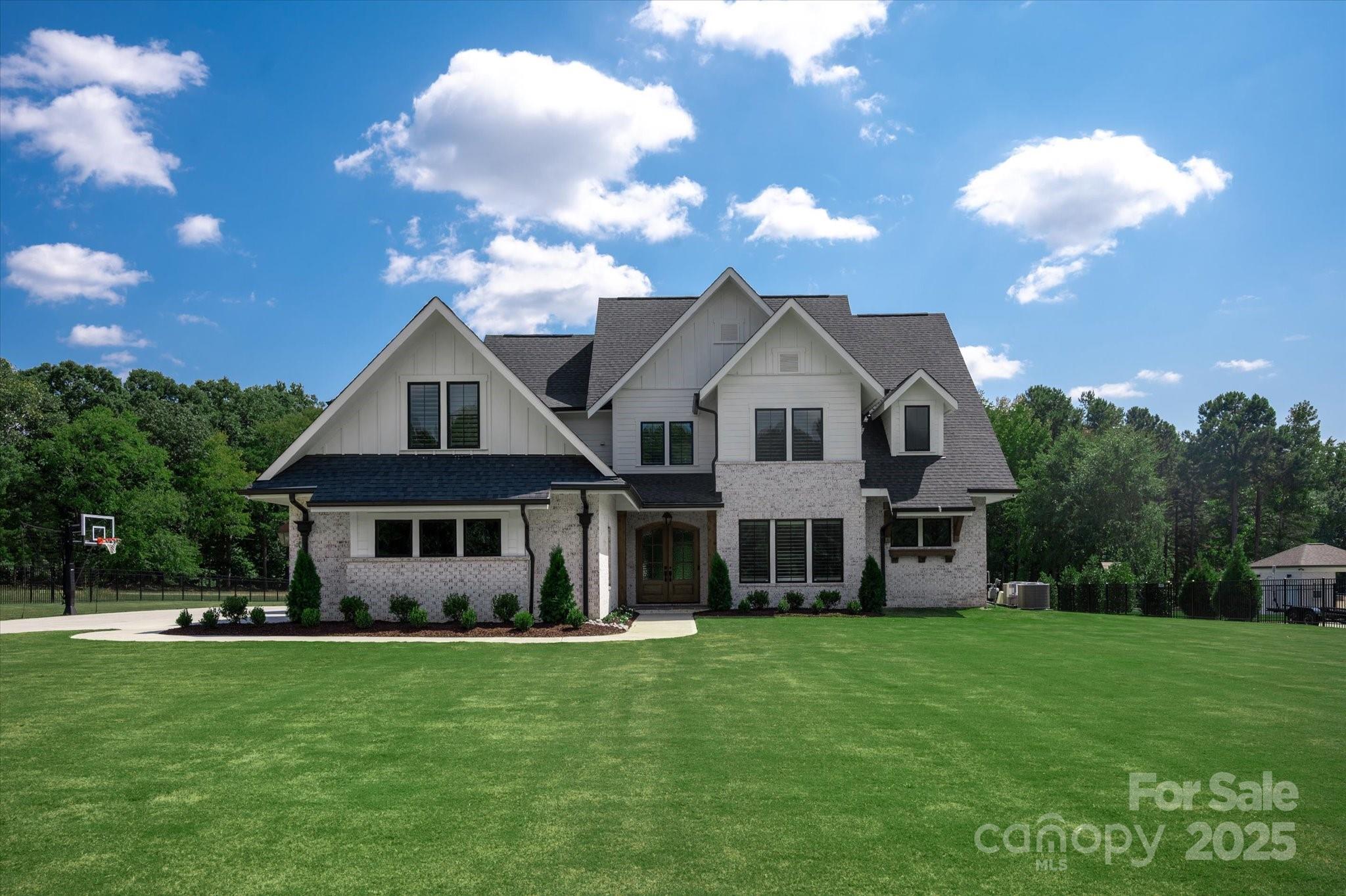 1405 Waxhaw Marvin Road